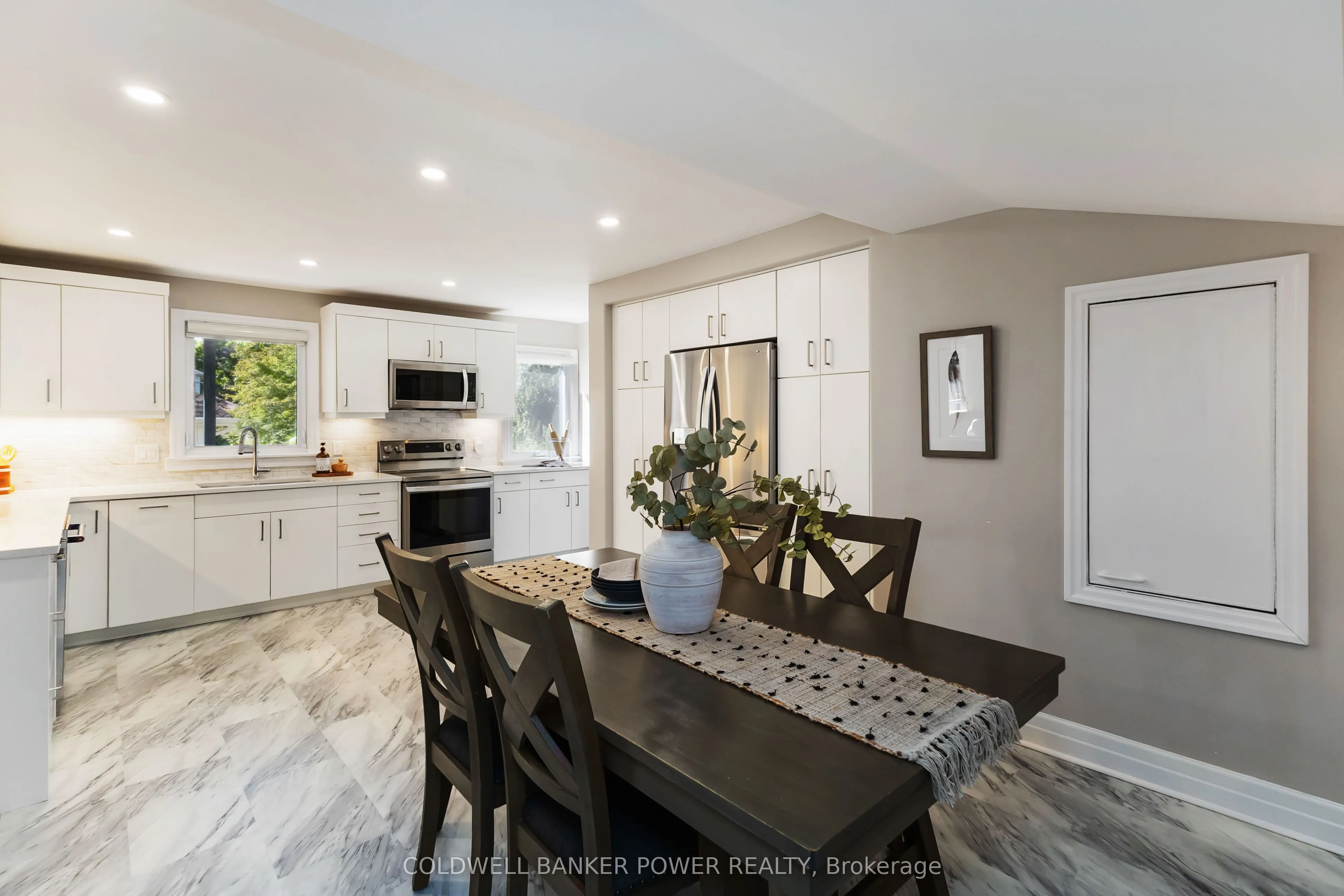 145 Elworthy Avenue