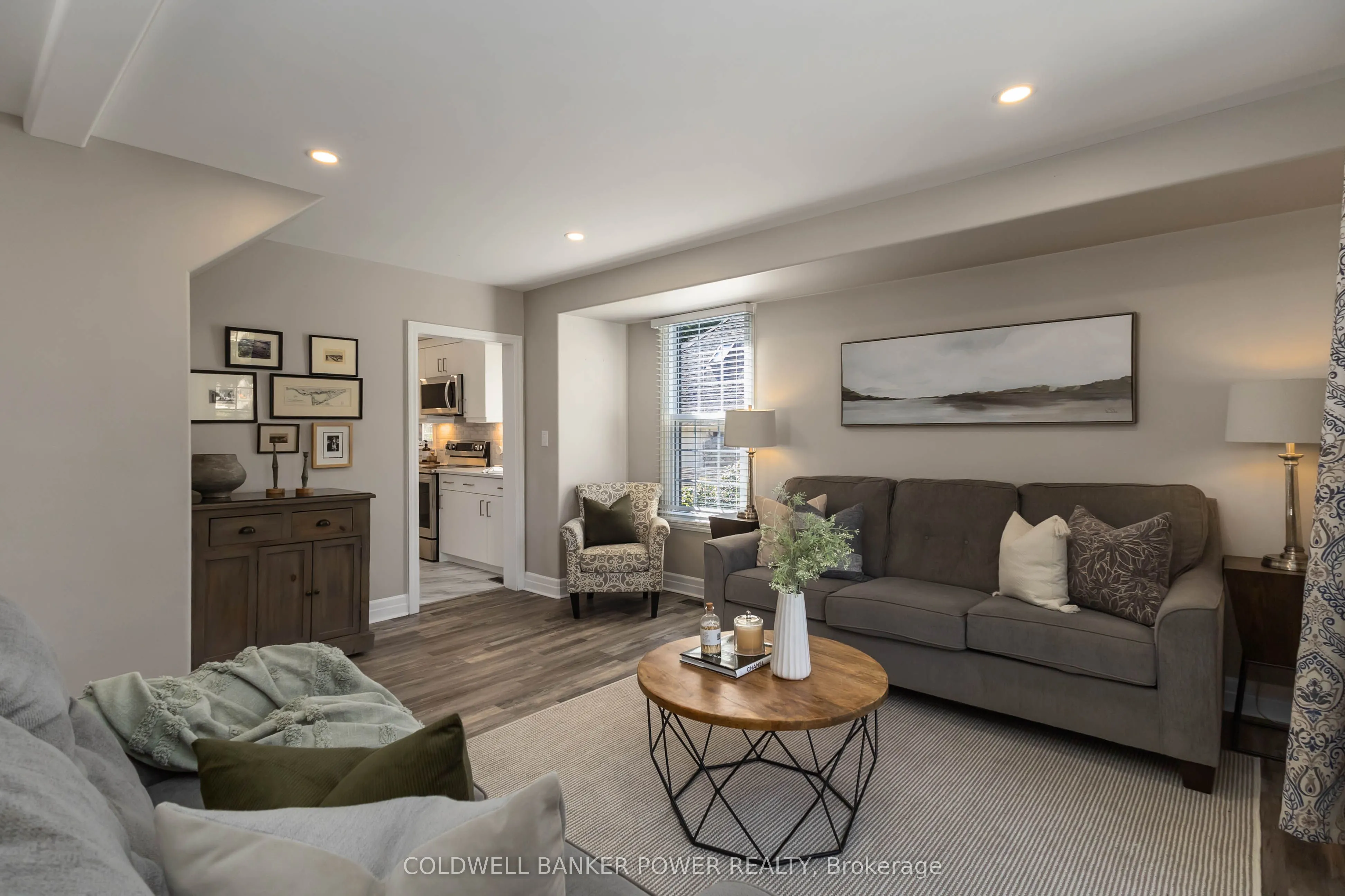 145 Elworthy Avenue