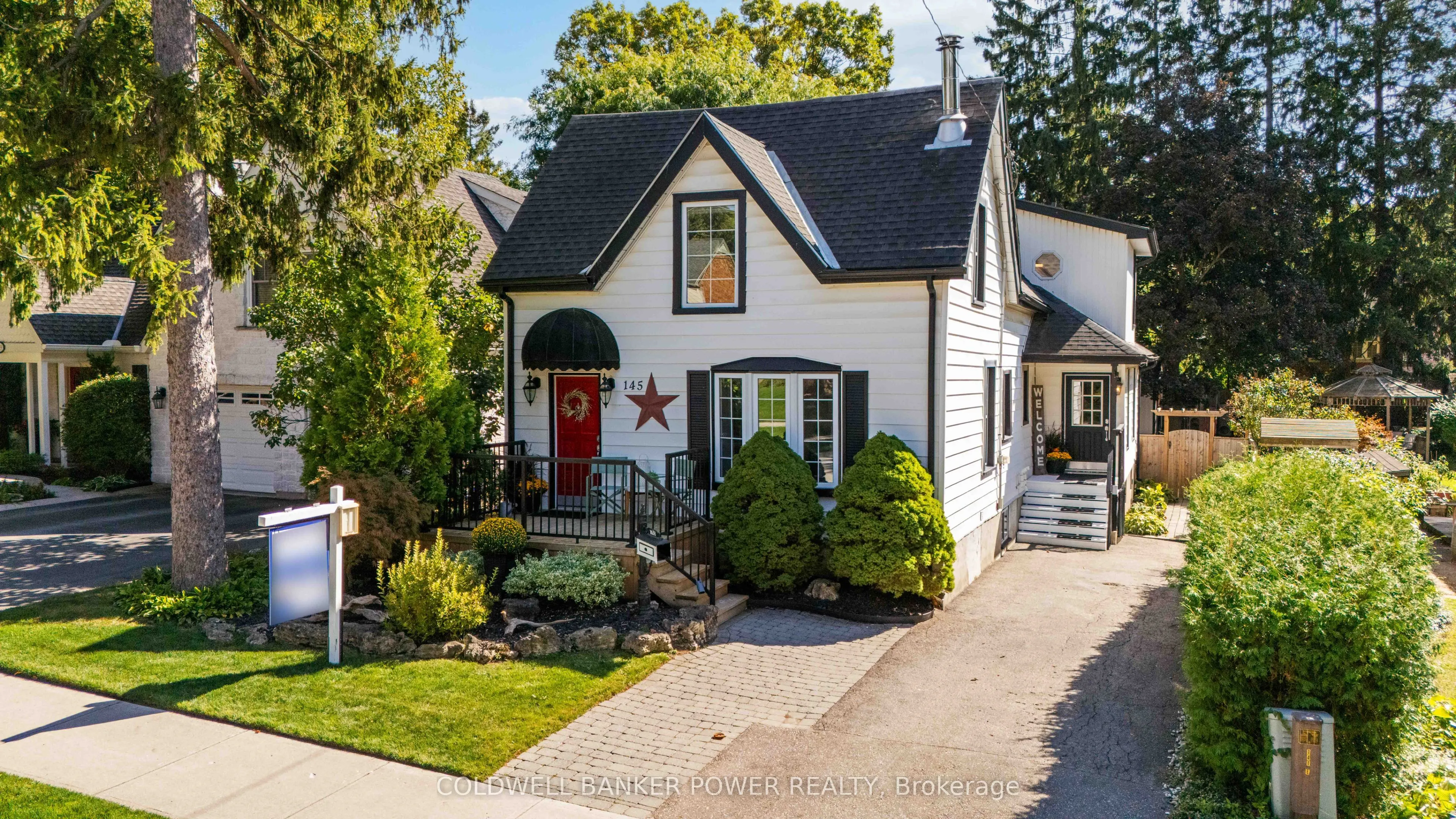 145 Elworthy Avenue