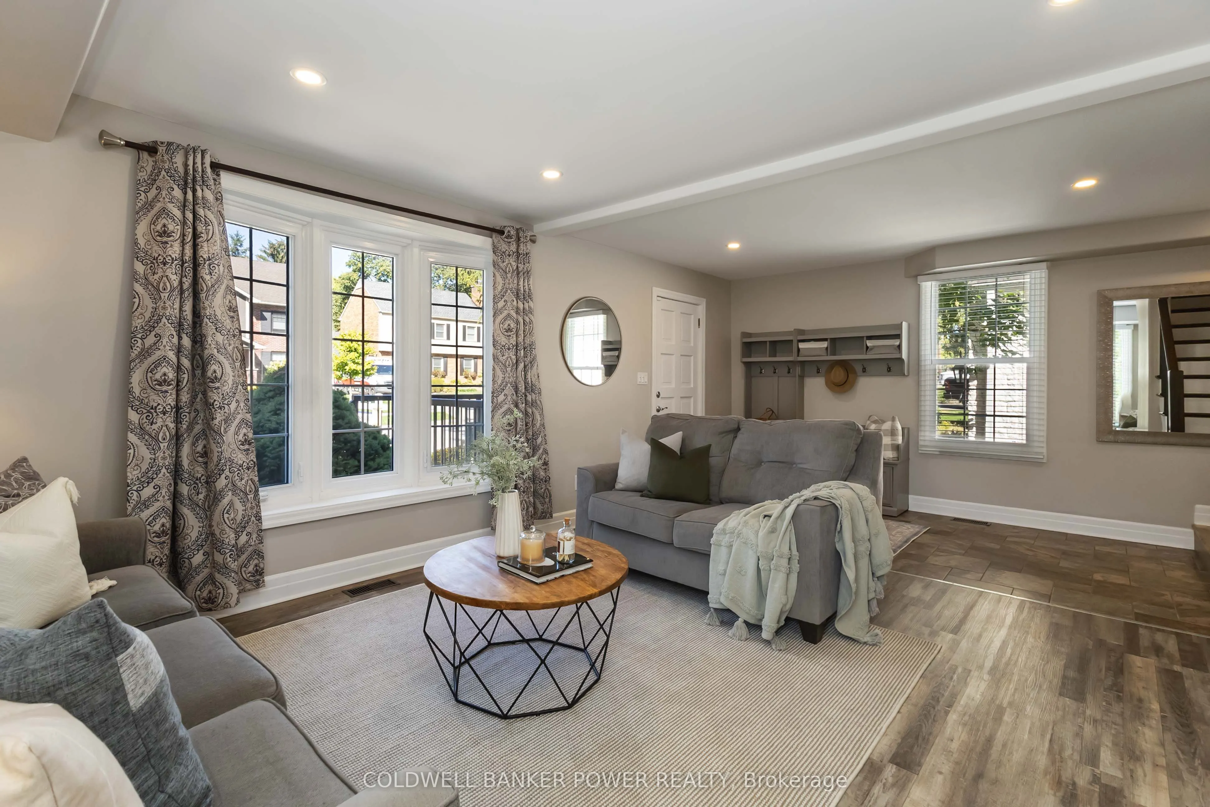 145 Elworthy Avenue