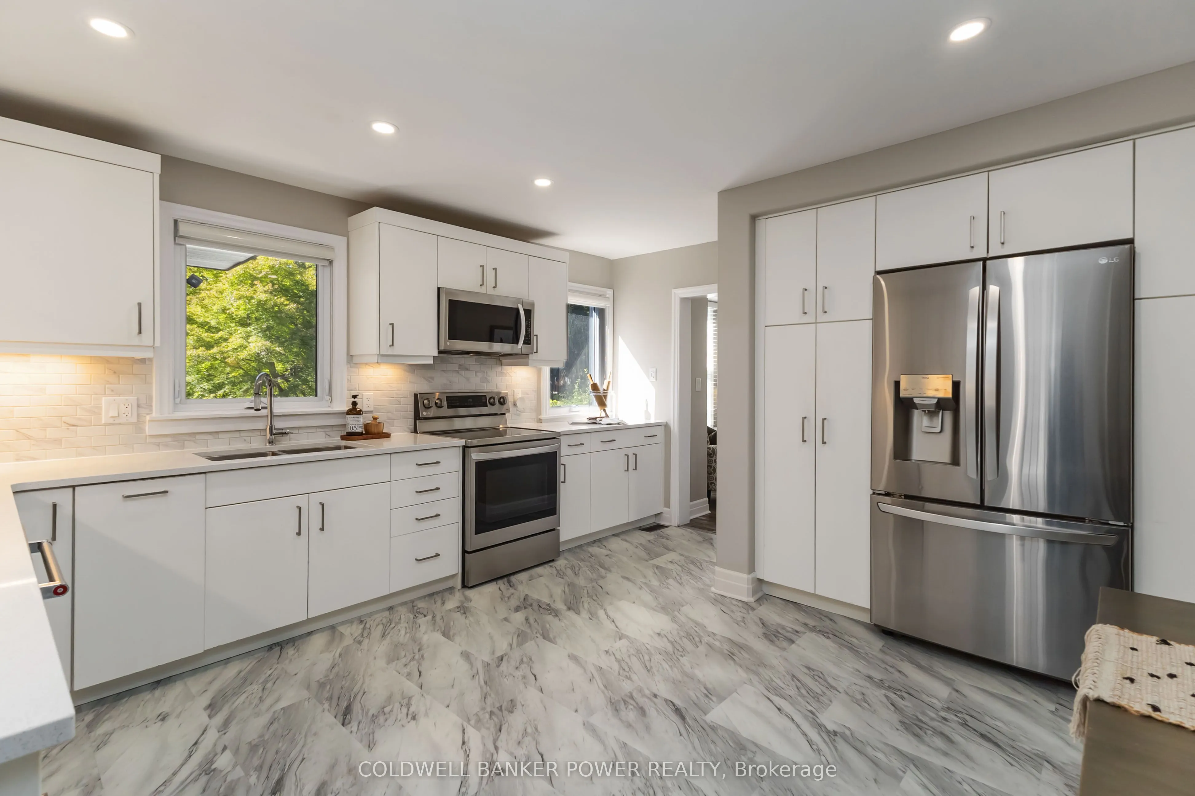 145 Elworthy Avenue