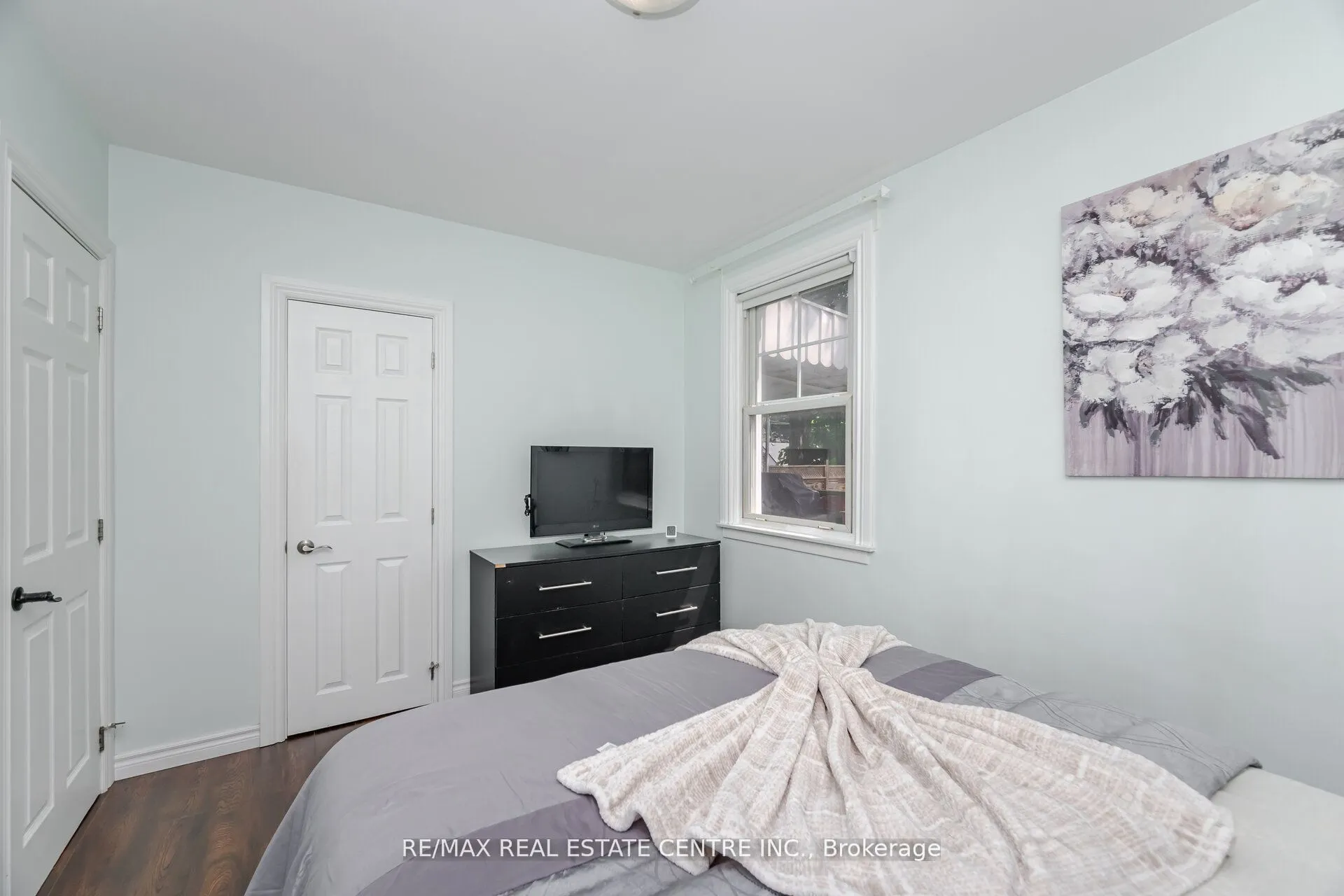 19 Seneca Drive
