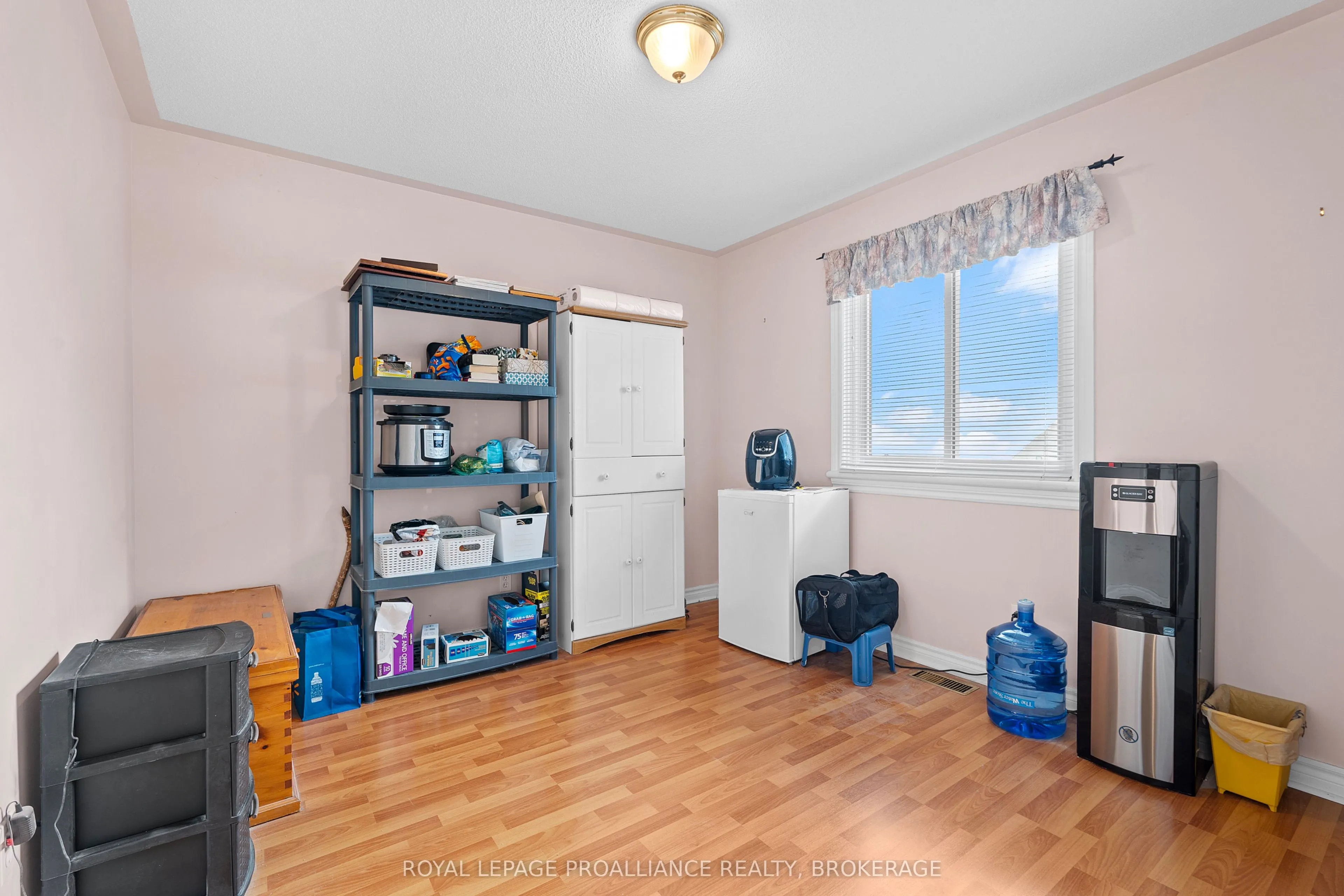 781 Shires Way