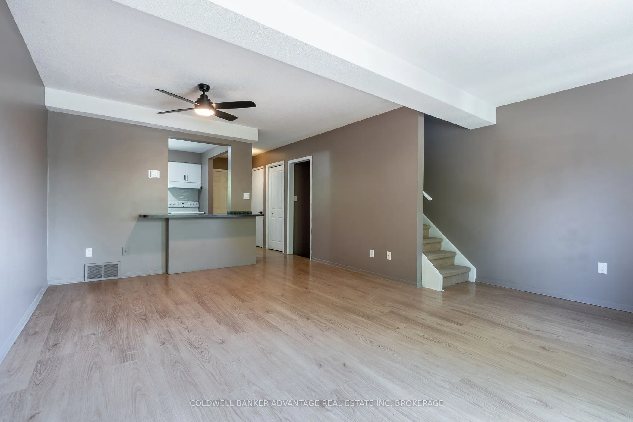 102 SILVAN Drive, #8