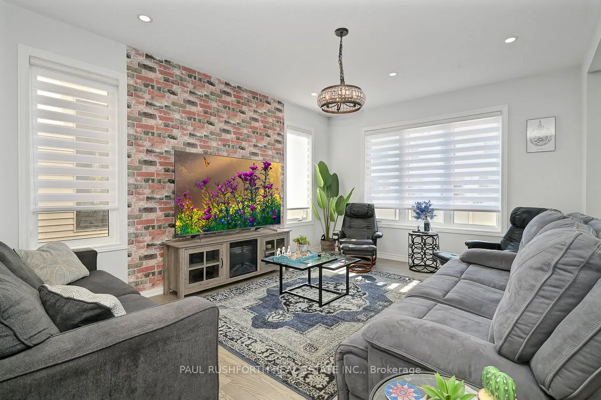110 Reliance Ridge