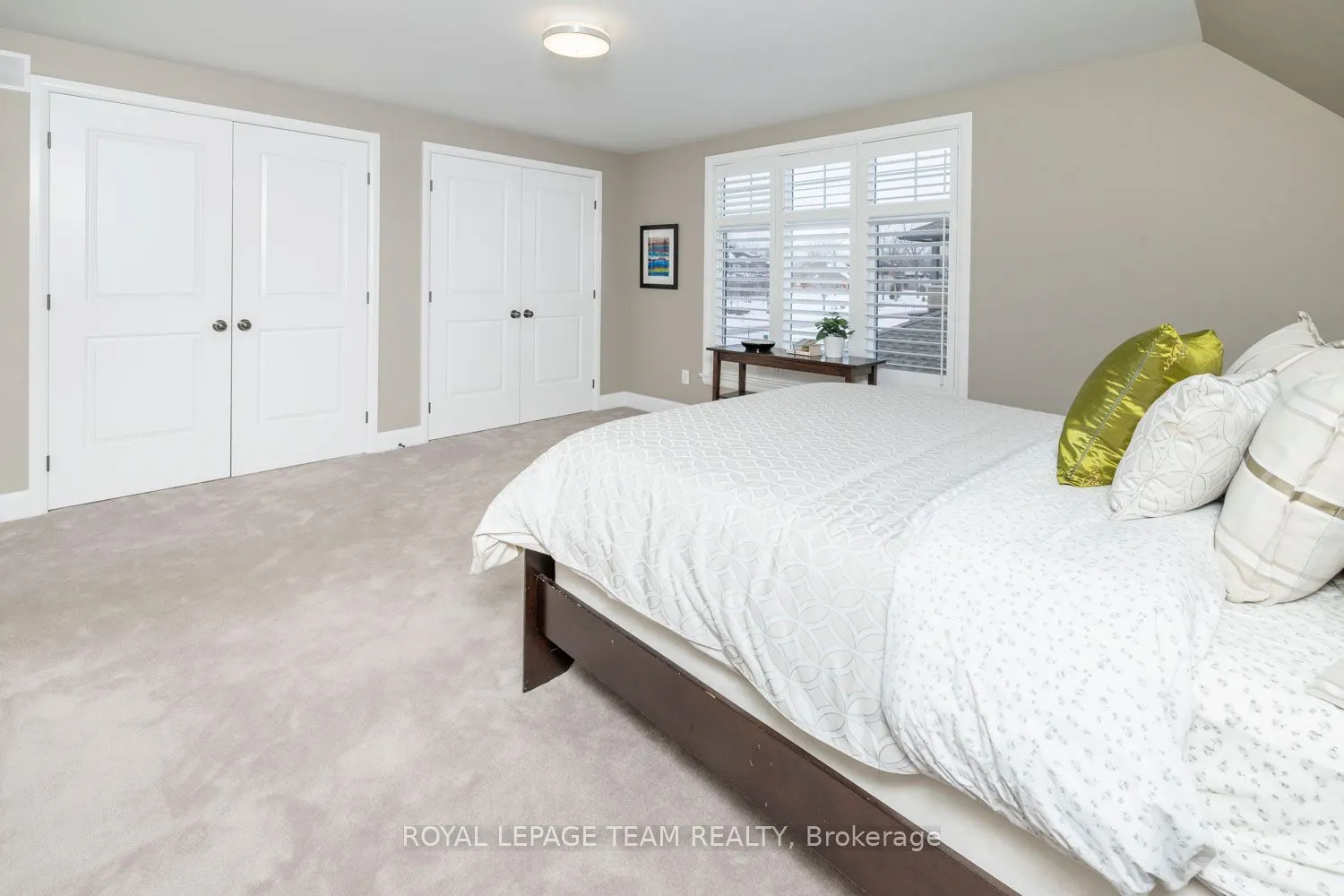 213 CABRELLE Place E