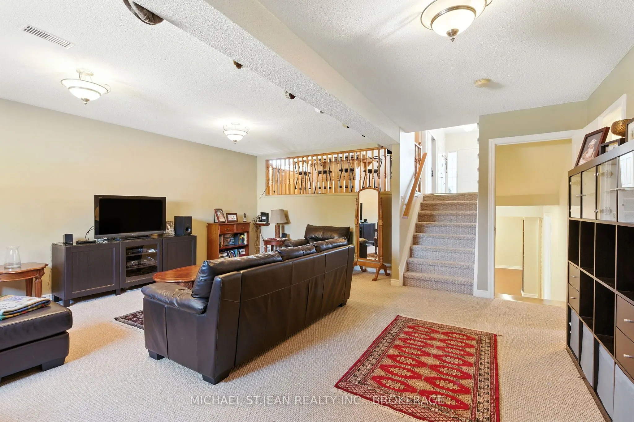 320 Winterberry Boulevard