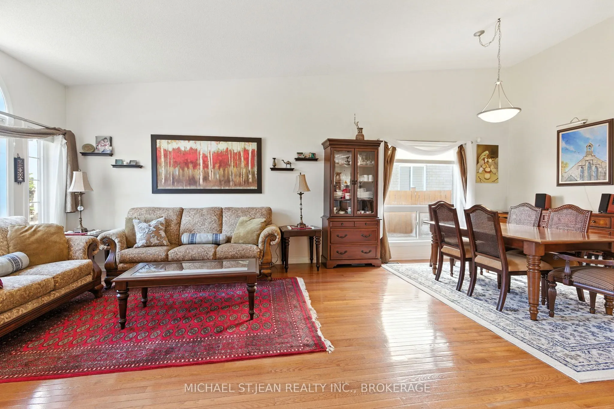 320 Winterberry Boulevard
