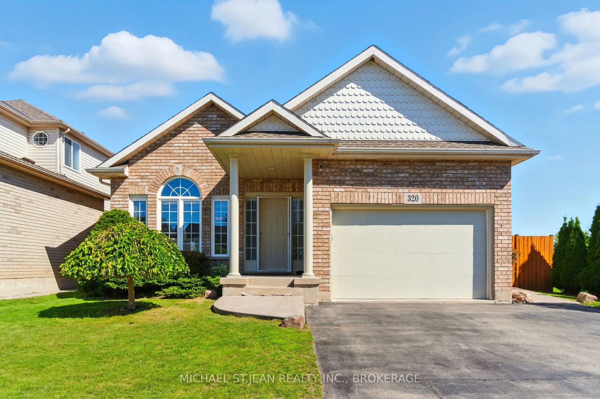 320 Winterberry Boulevard