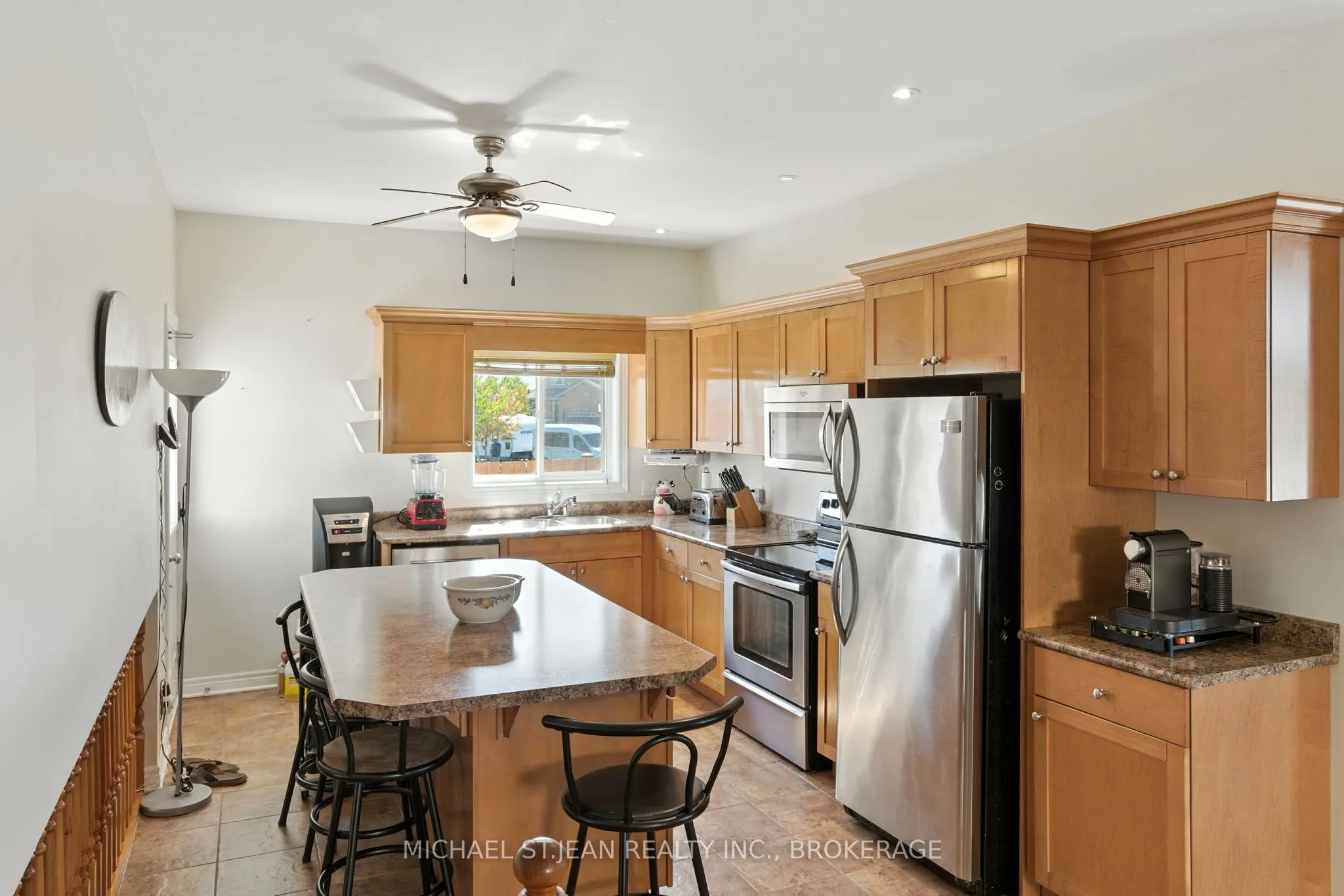 320 Winterberry Boulevard