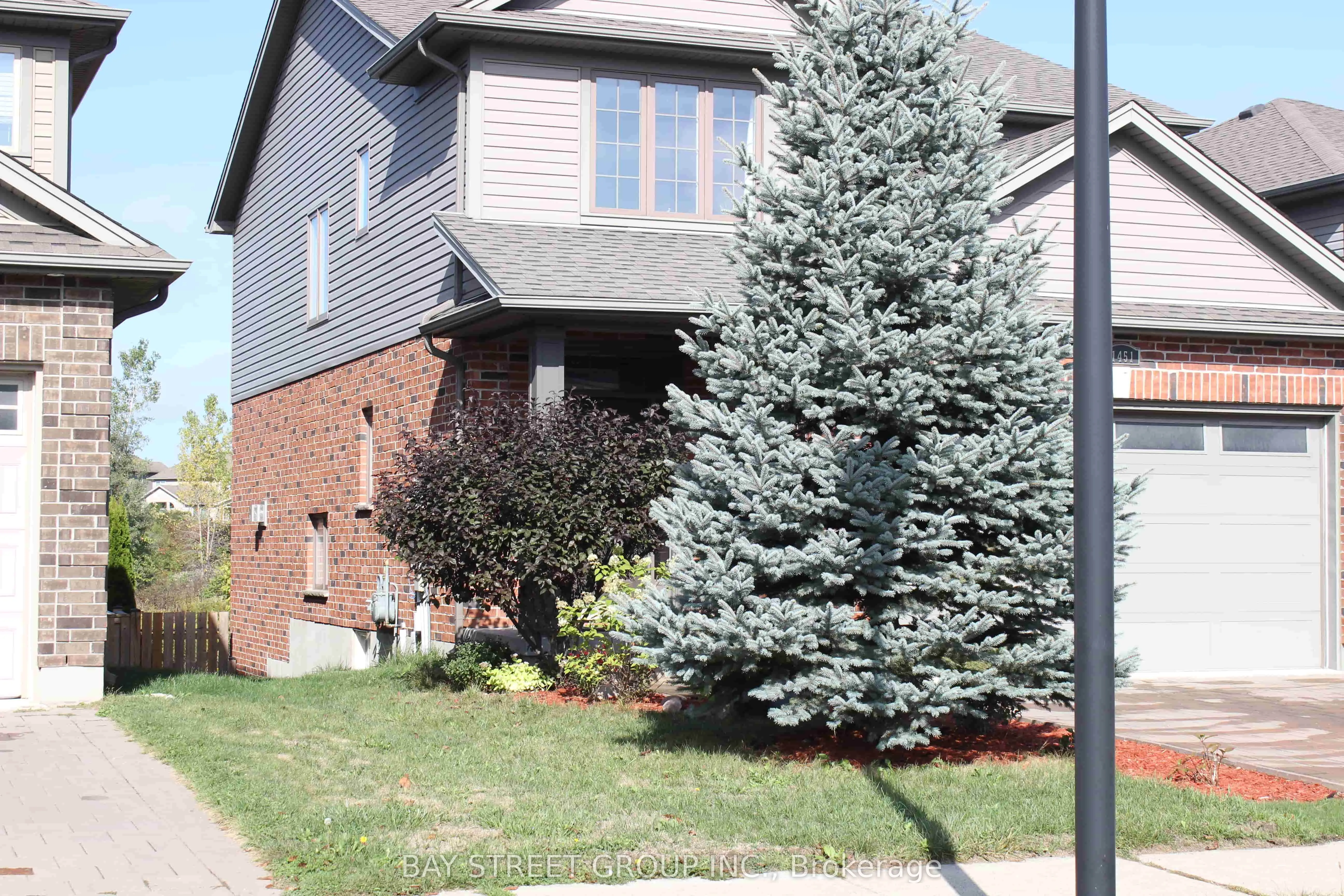 1451 Howlett Circle