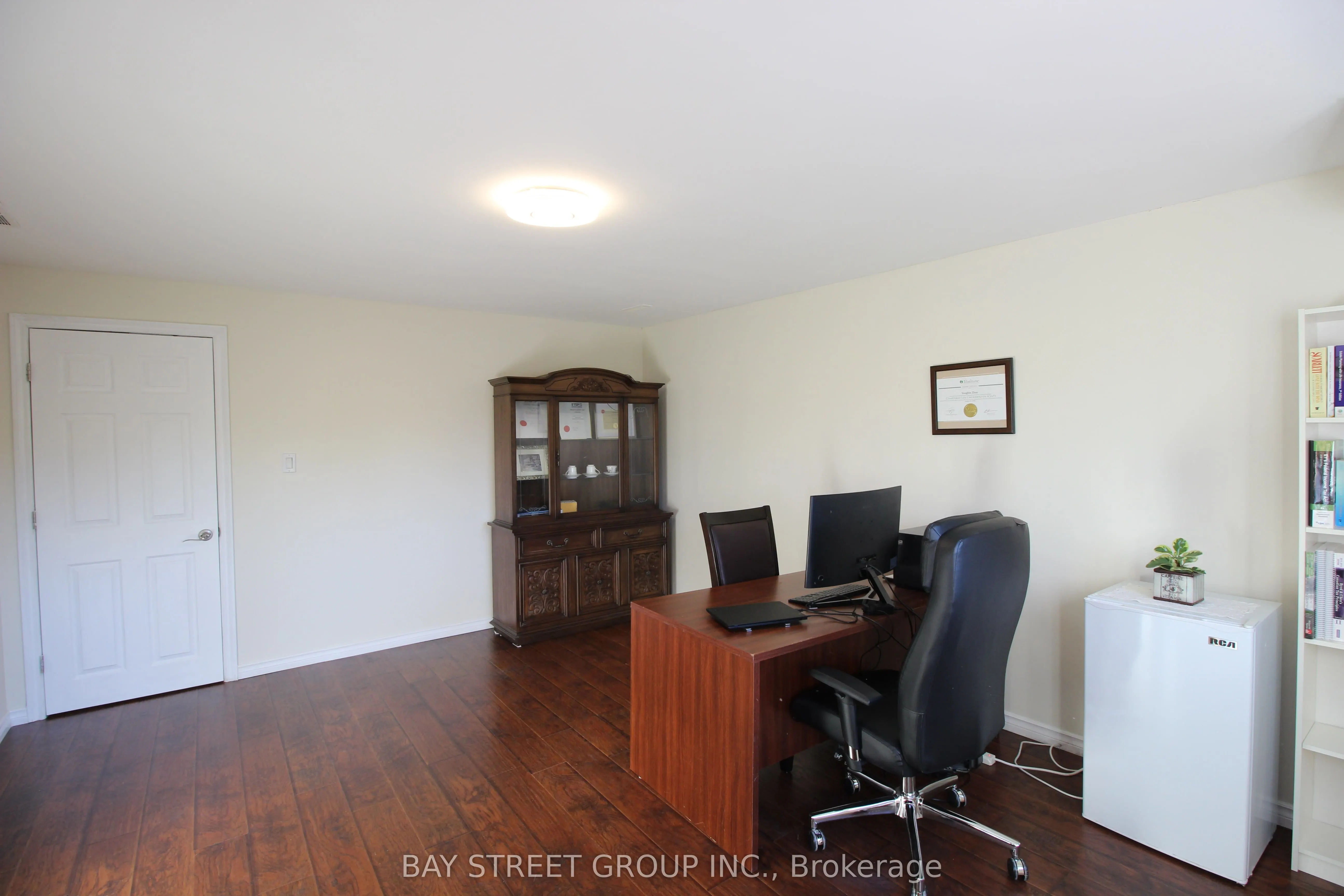 1451 Howlett Circle