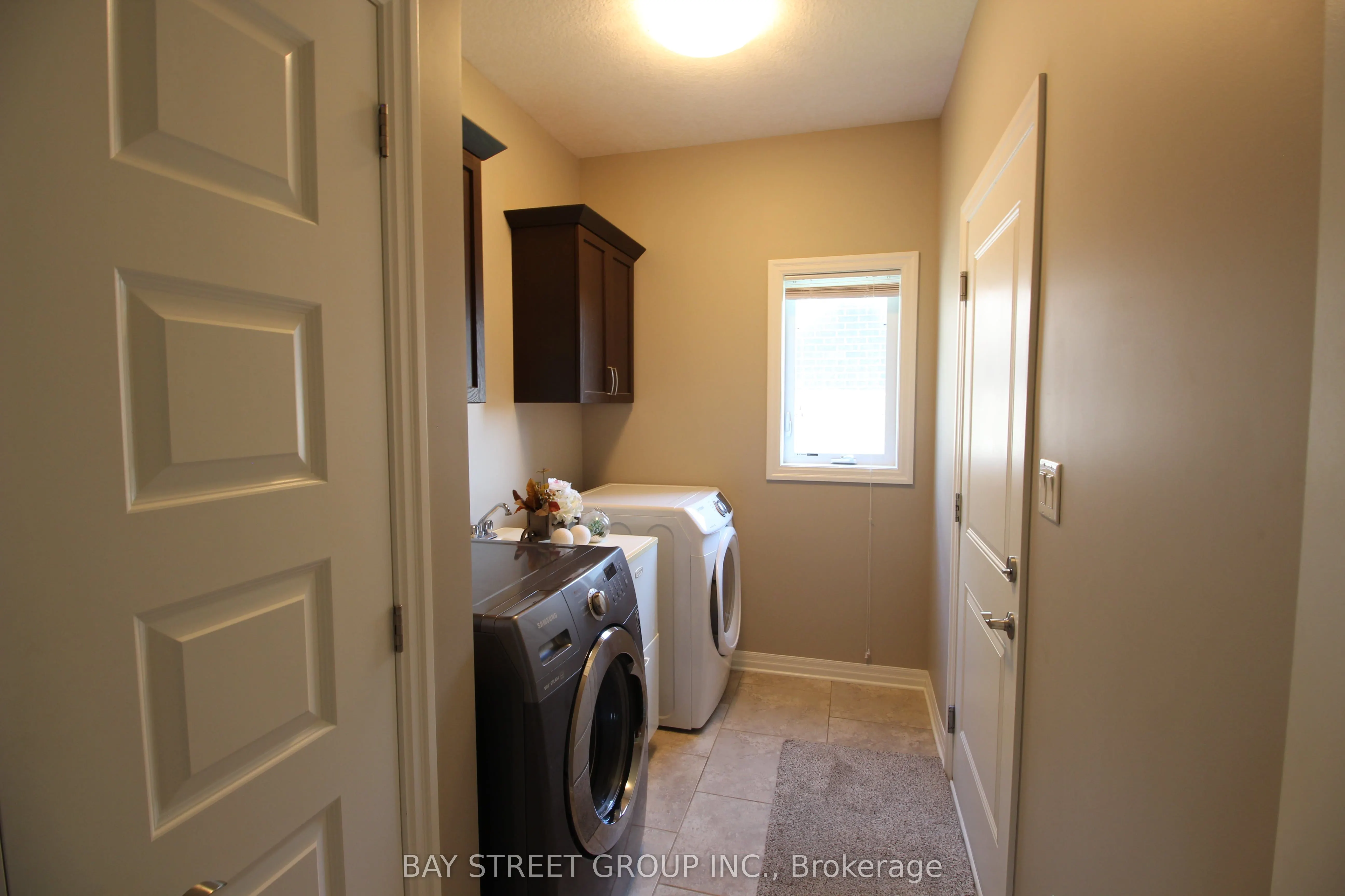 1451 Howlett Circle