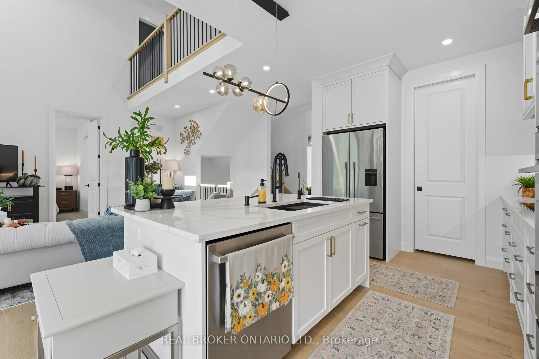 242 Mount Pleasant Street, #4