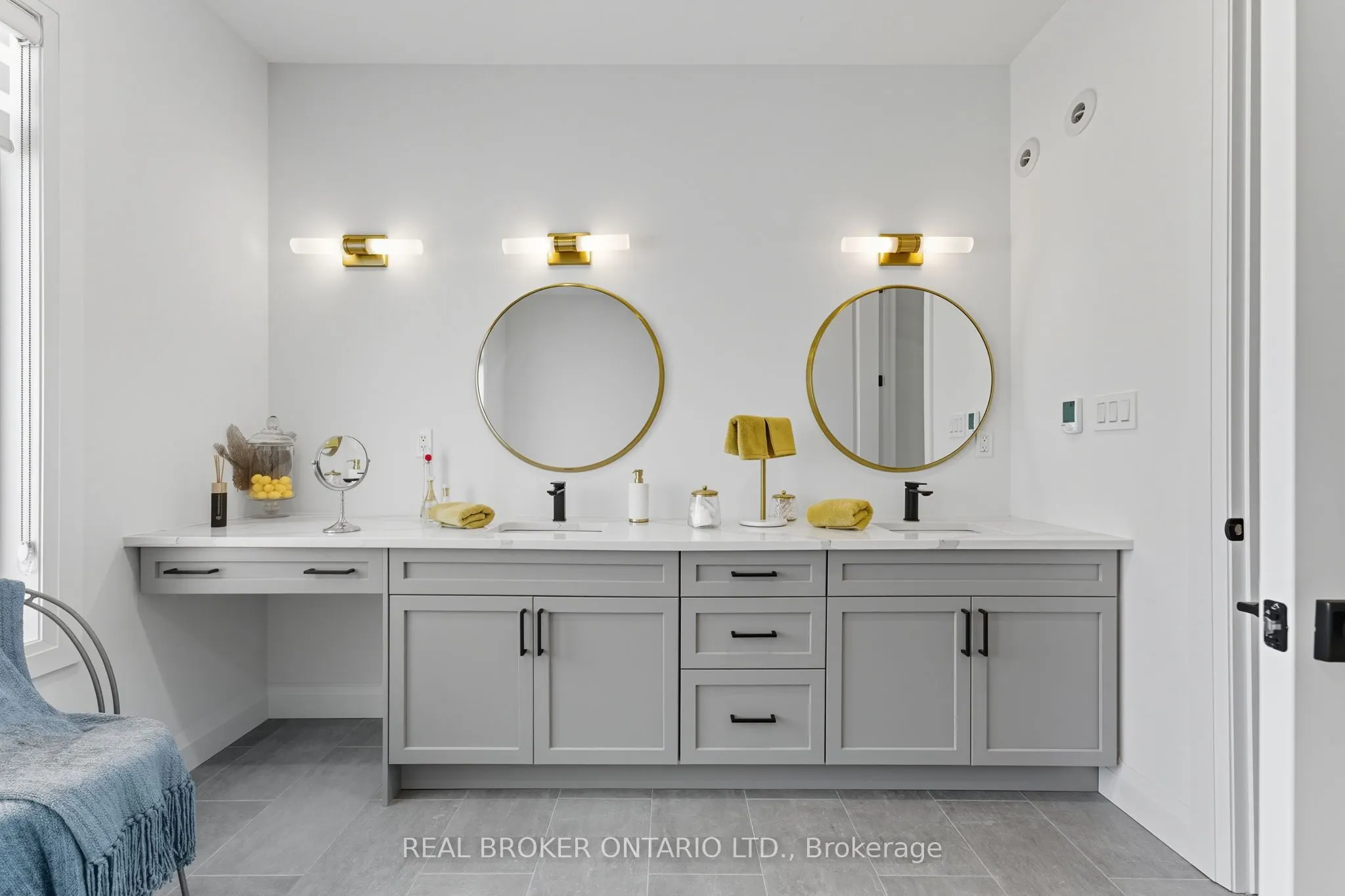 242 Mount Pleasant Street, #4