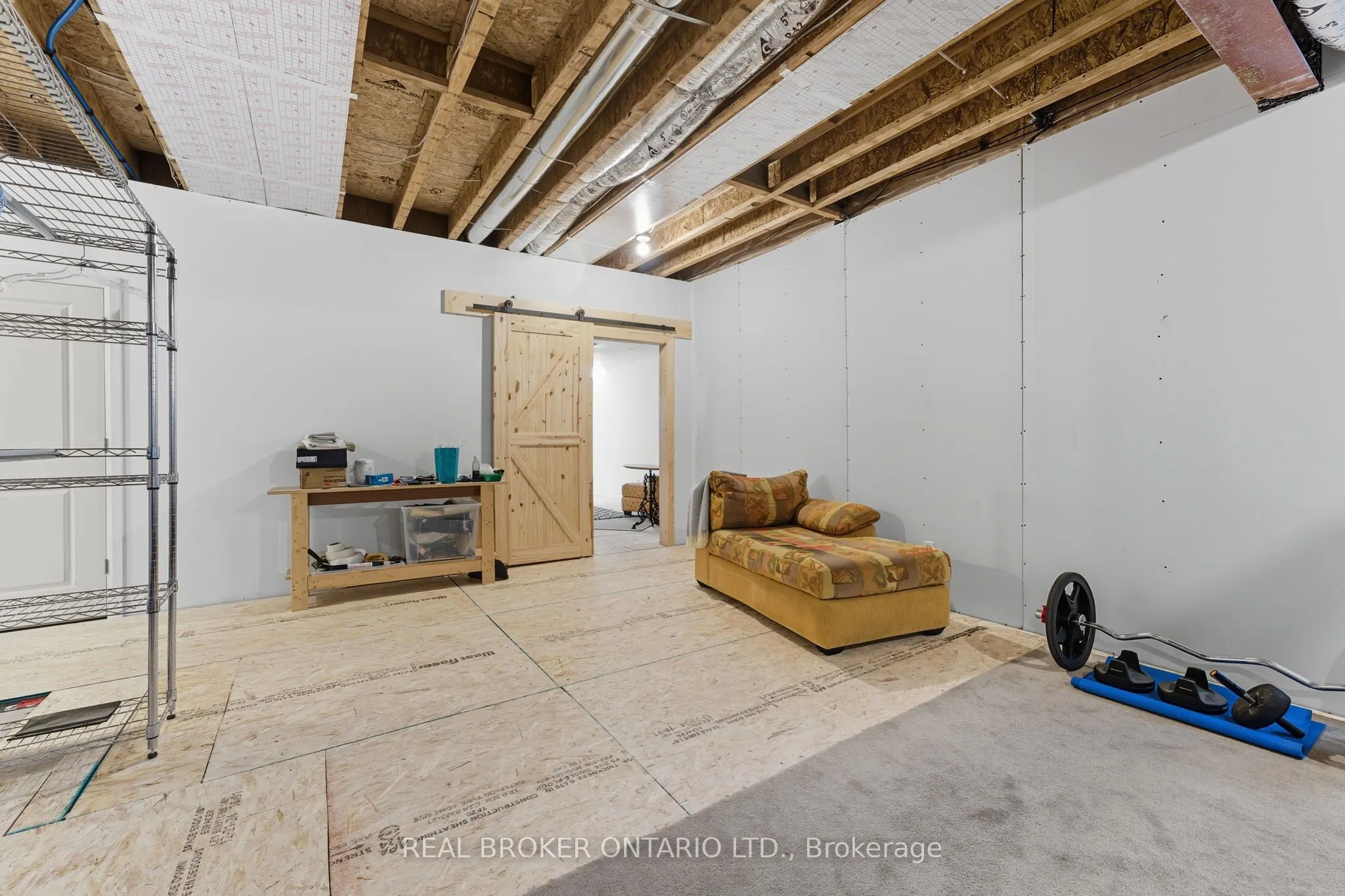 242 Mount Pleasant Street, #4