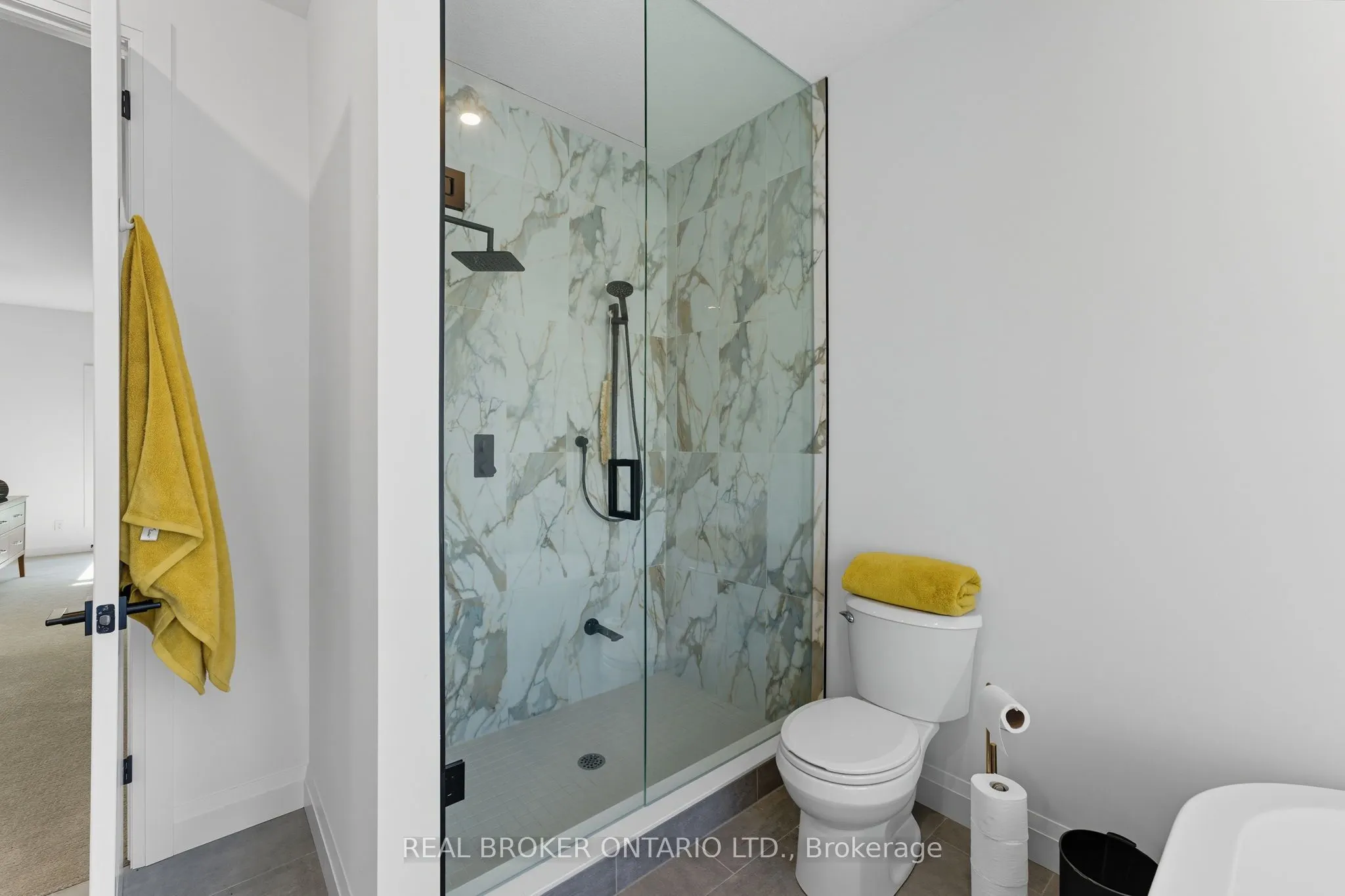 242 Mount Pleasant Street, #4