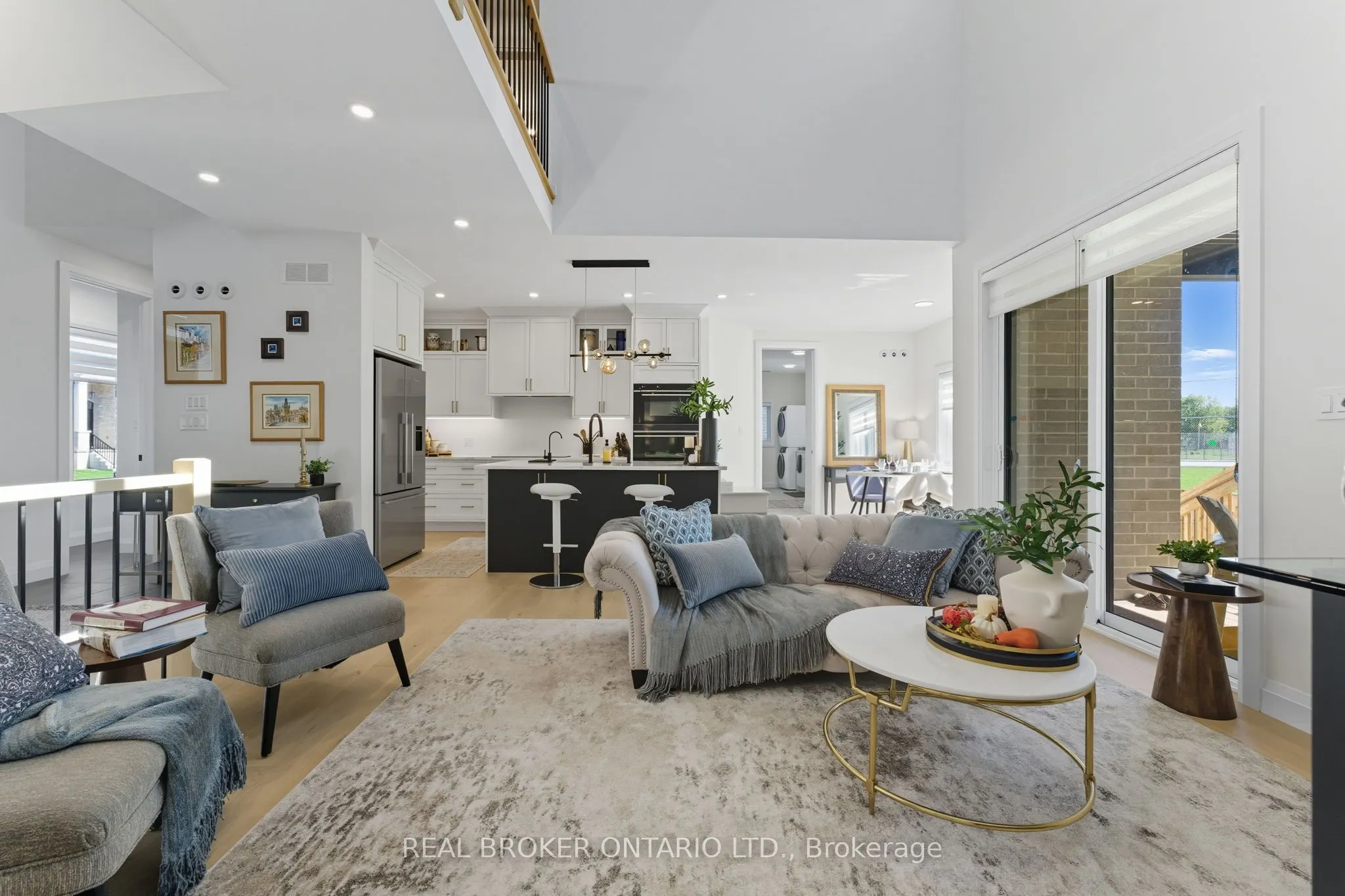 242 Mount Pleasant Street, #4