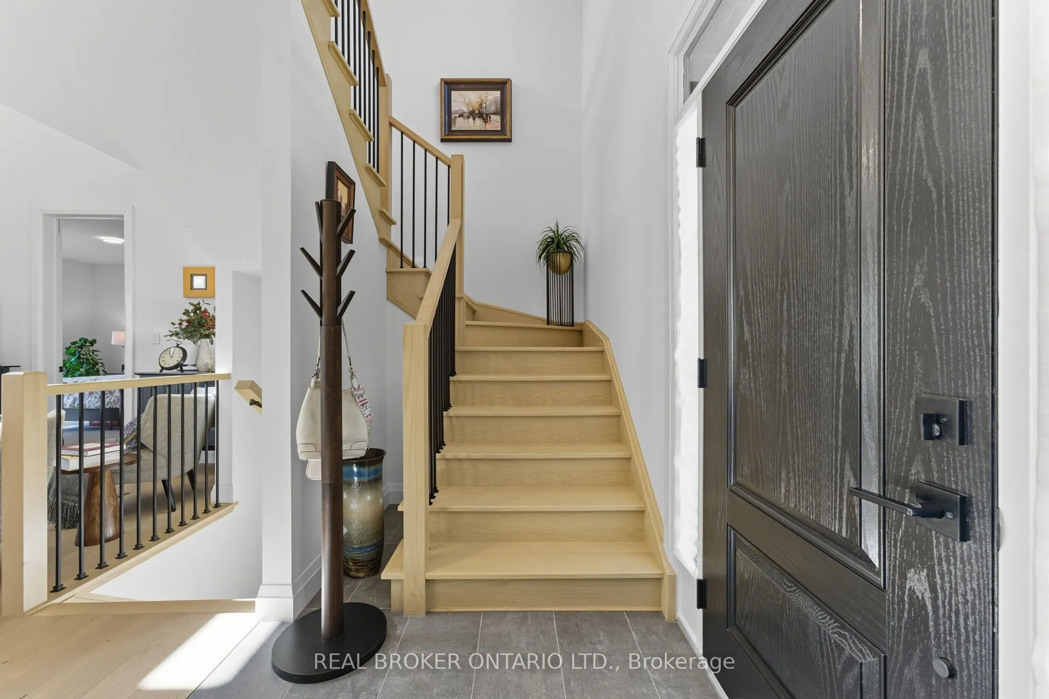 242 Mount Pleasant Street, #4