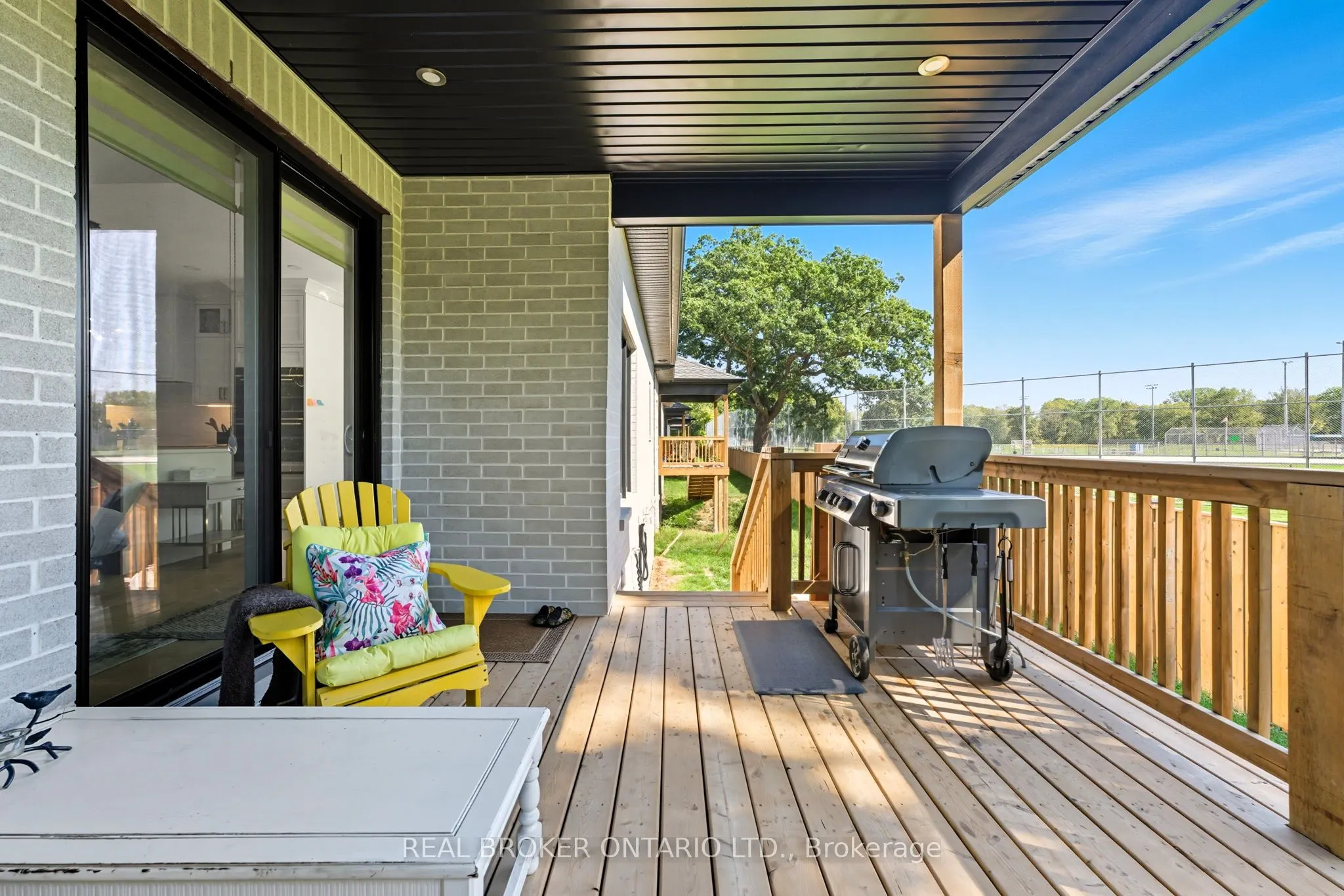 242 Mount Pleasant Street, #4