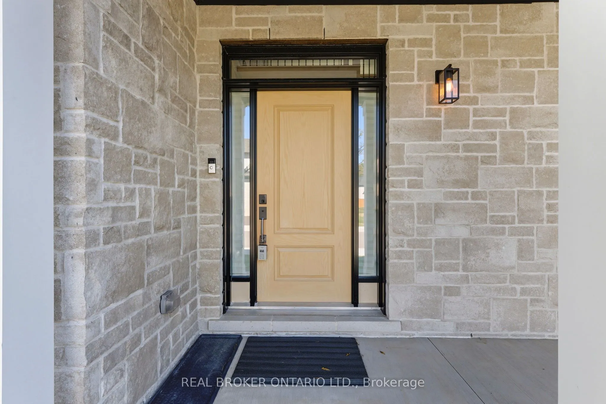 242 Mount Pleasant Street, #4