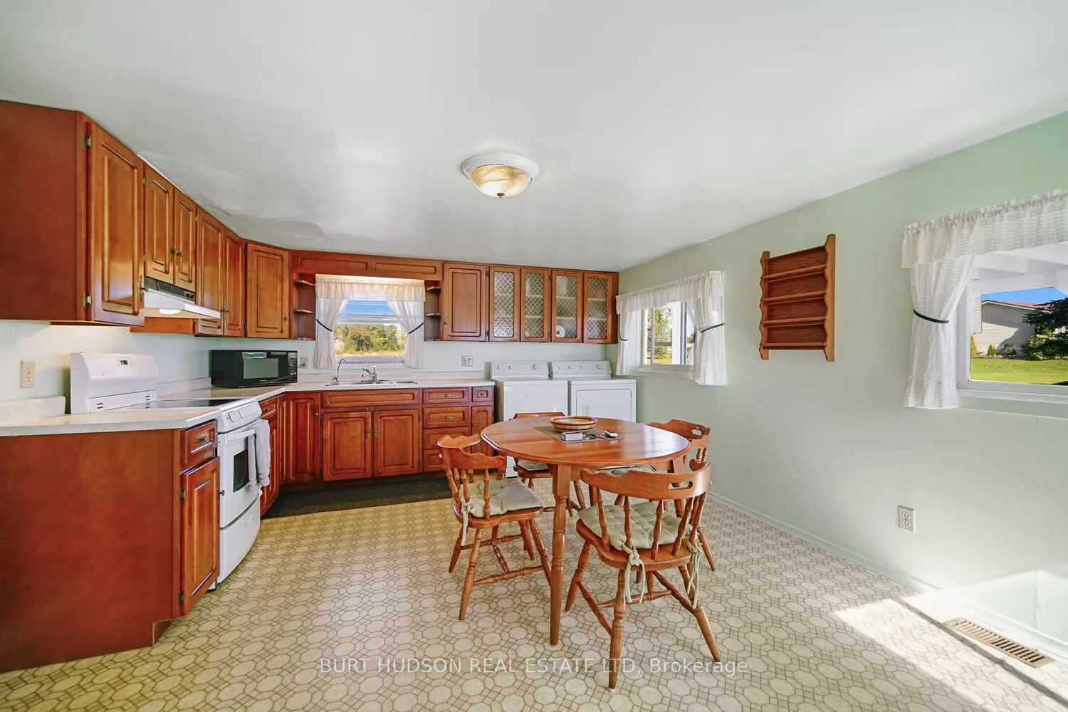 10106 Dixie Road W