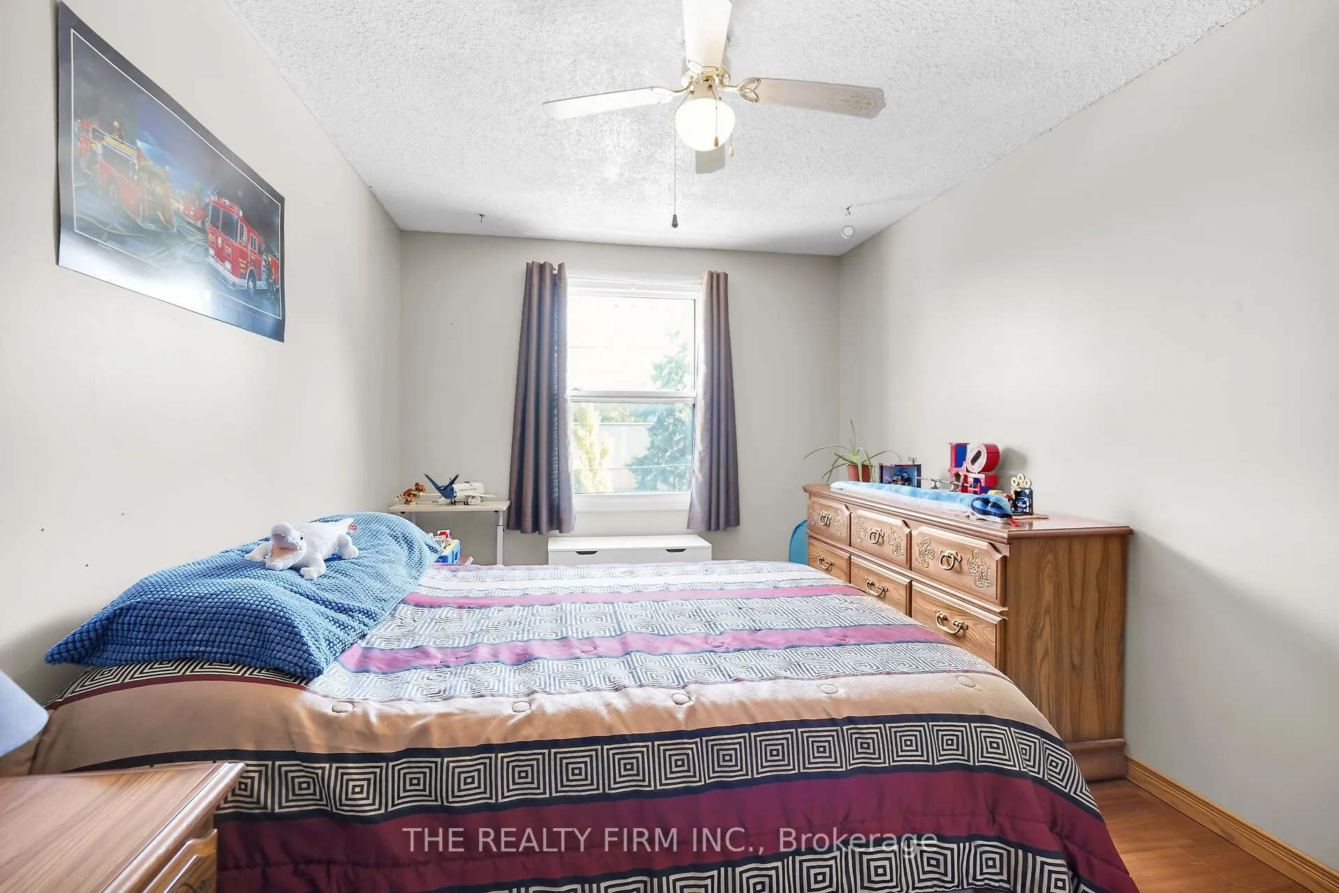 86 Mackay Avenue