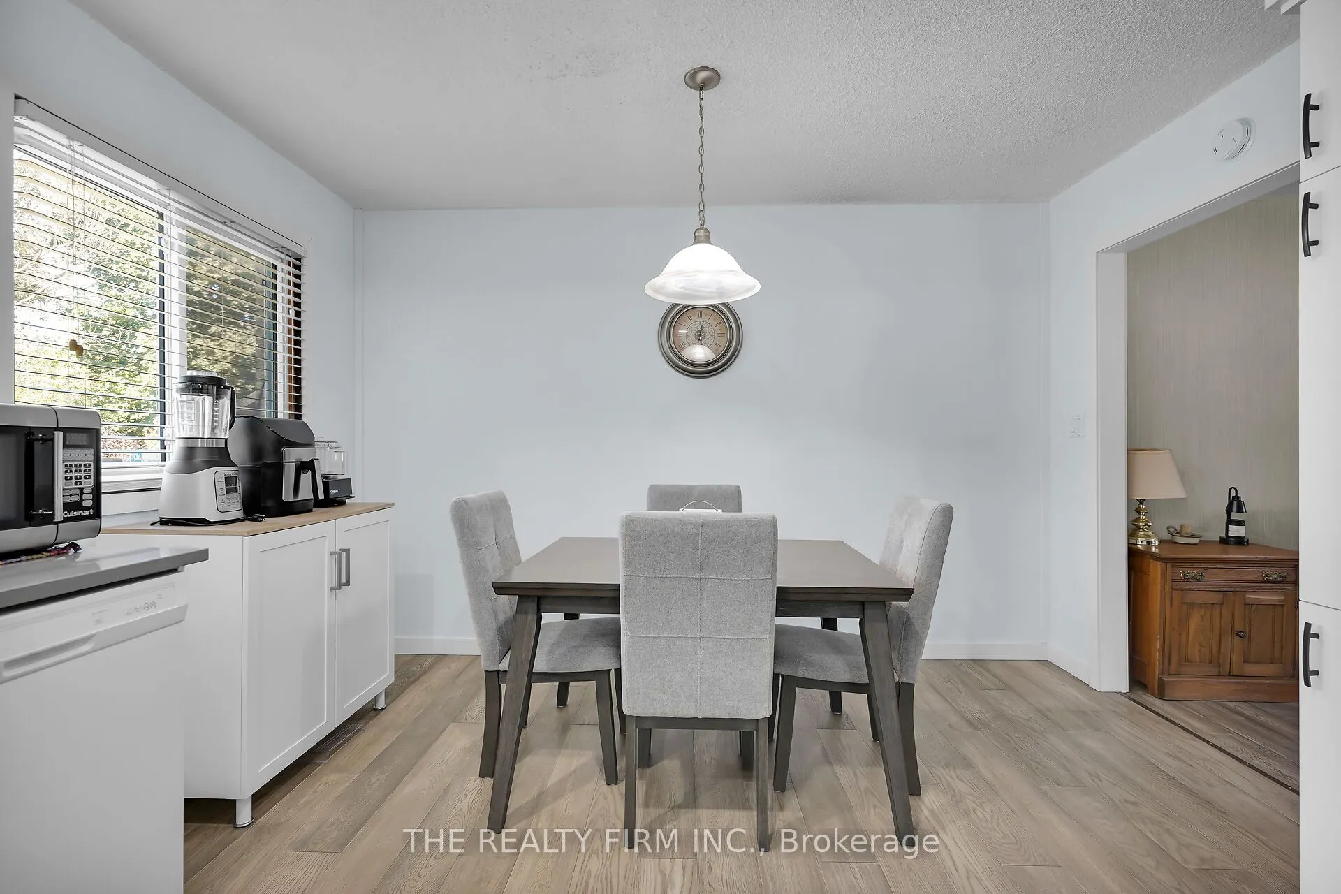86 Mackay Avenue