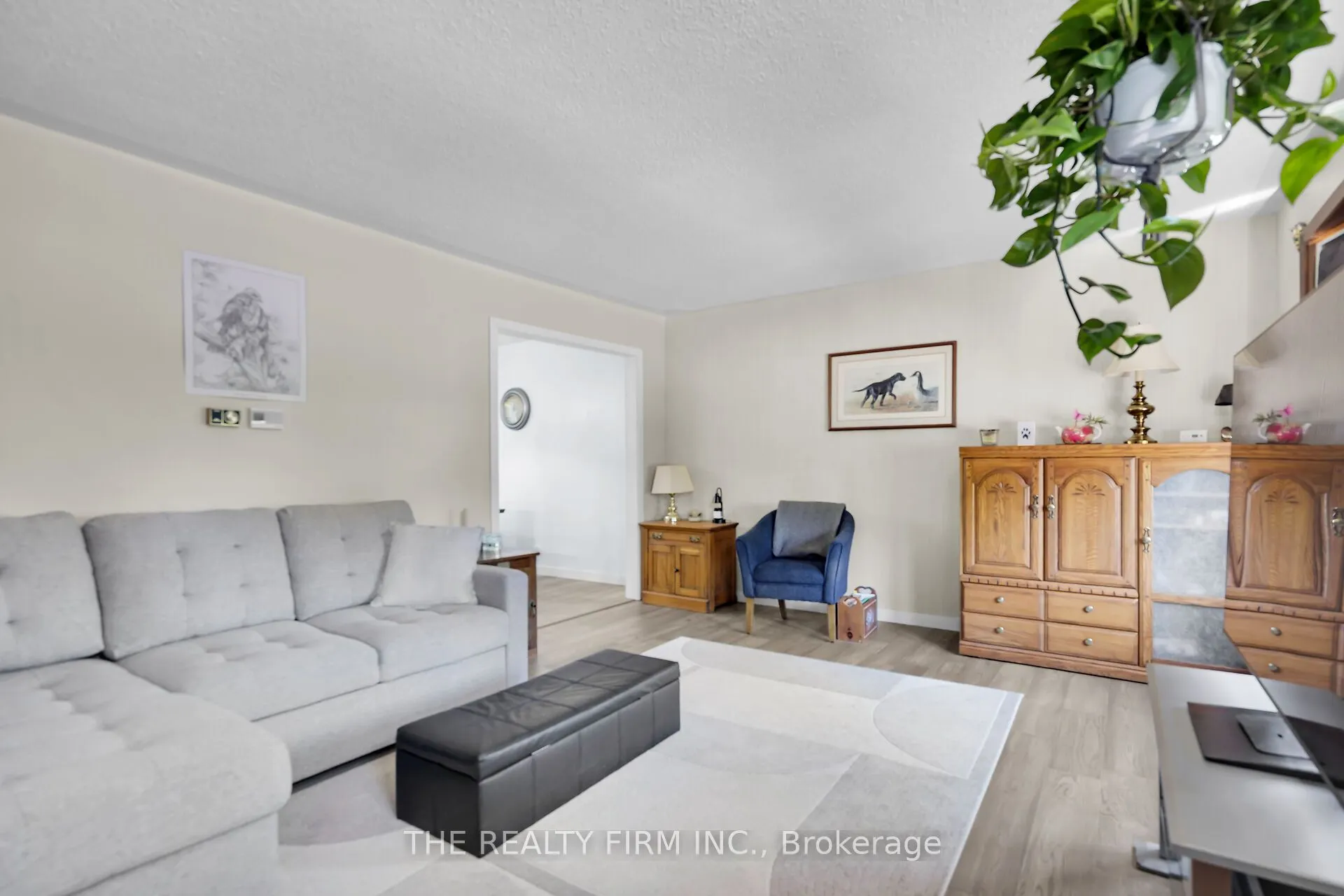86 Mackay Avenue