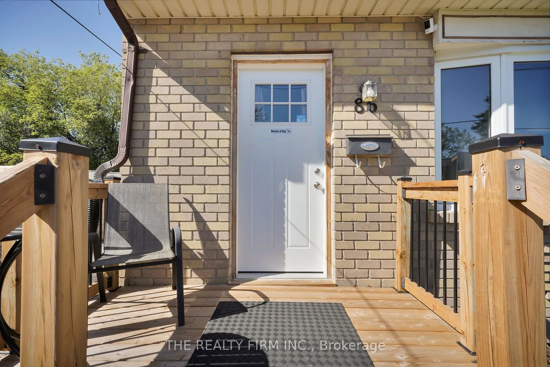 86 Mackay Avenue