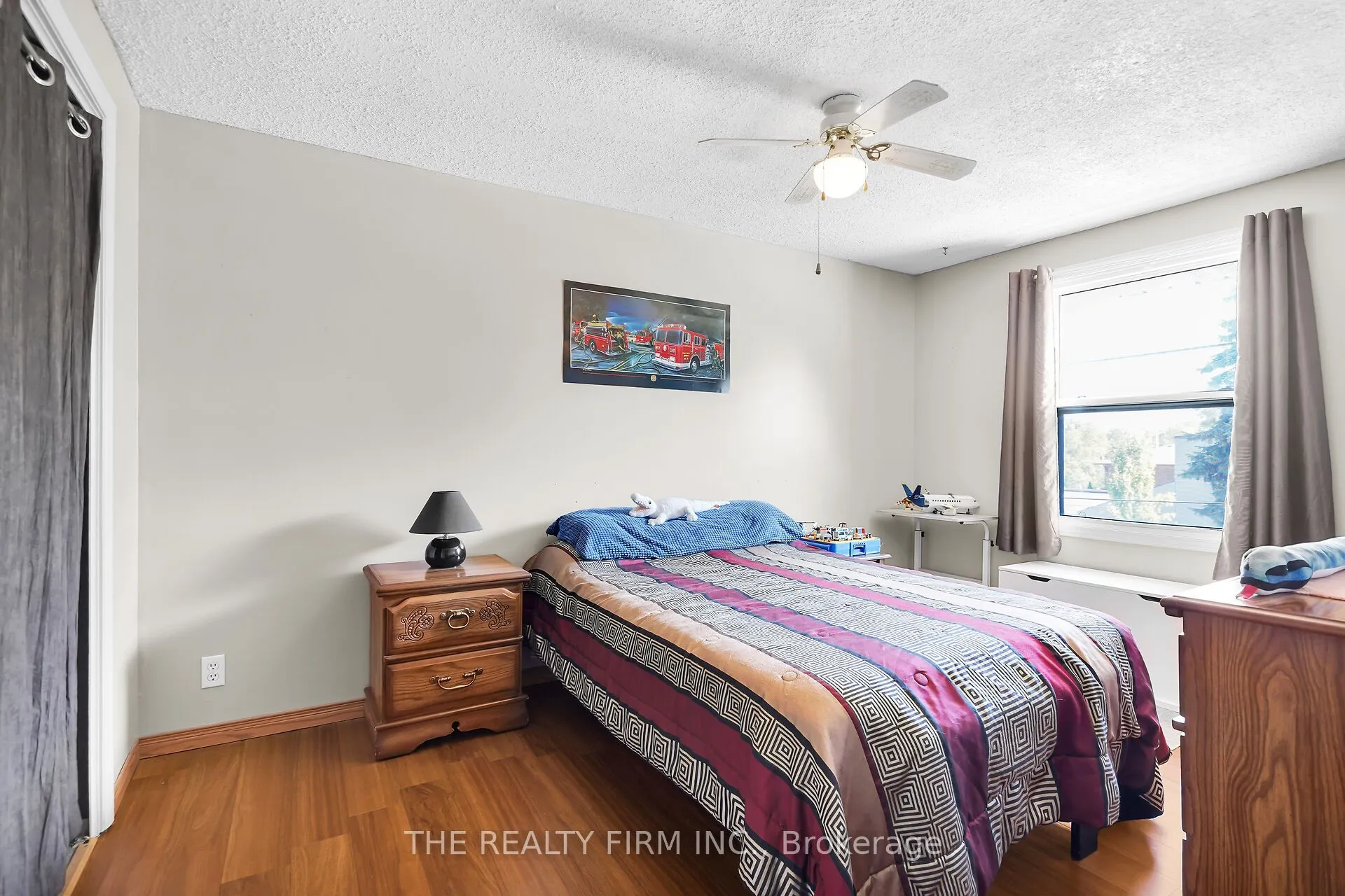 86 Mackay Avenue