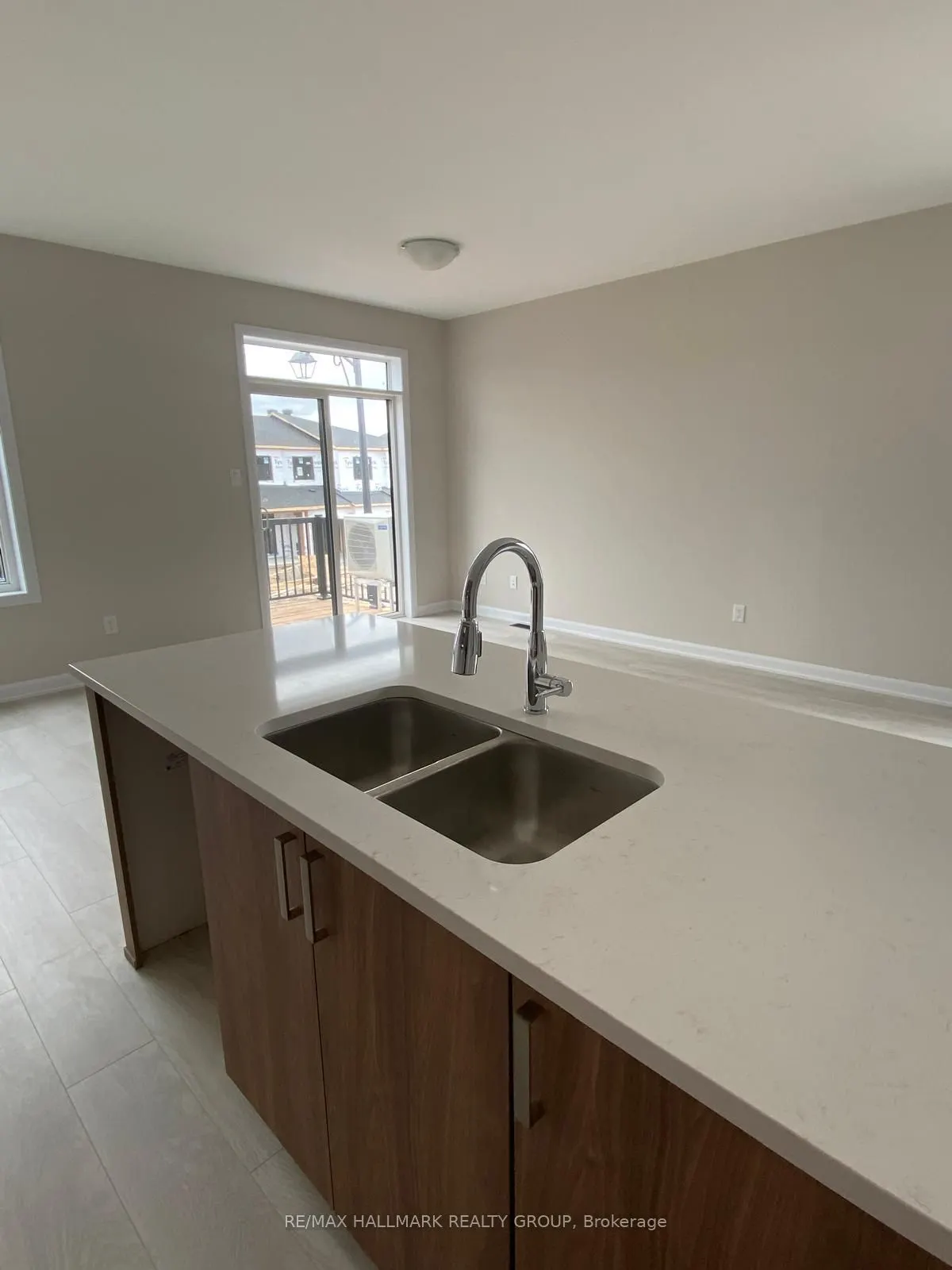 348 Raheen Court Ottawa Circuit
