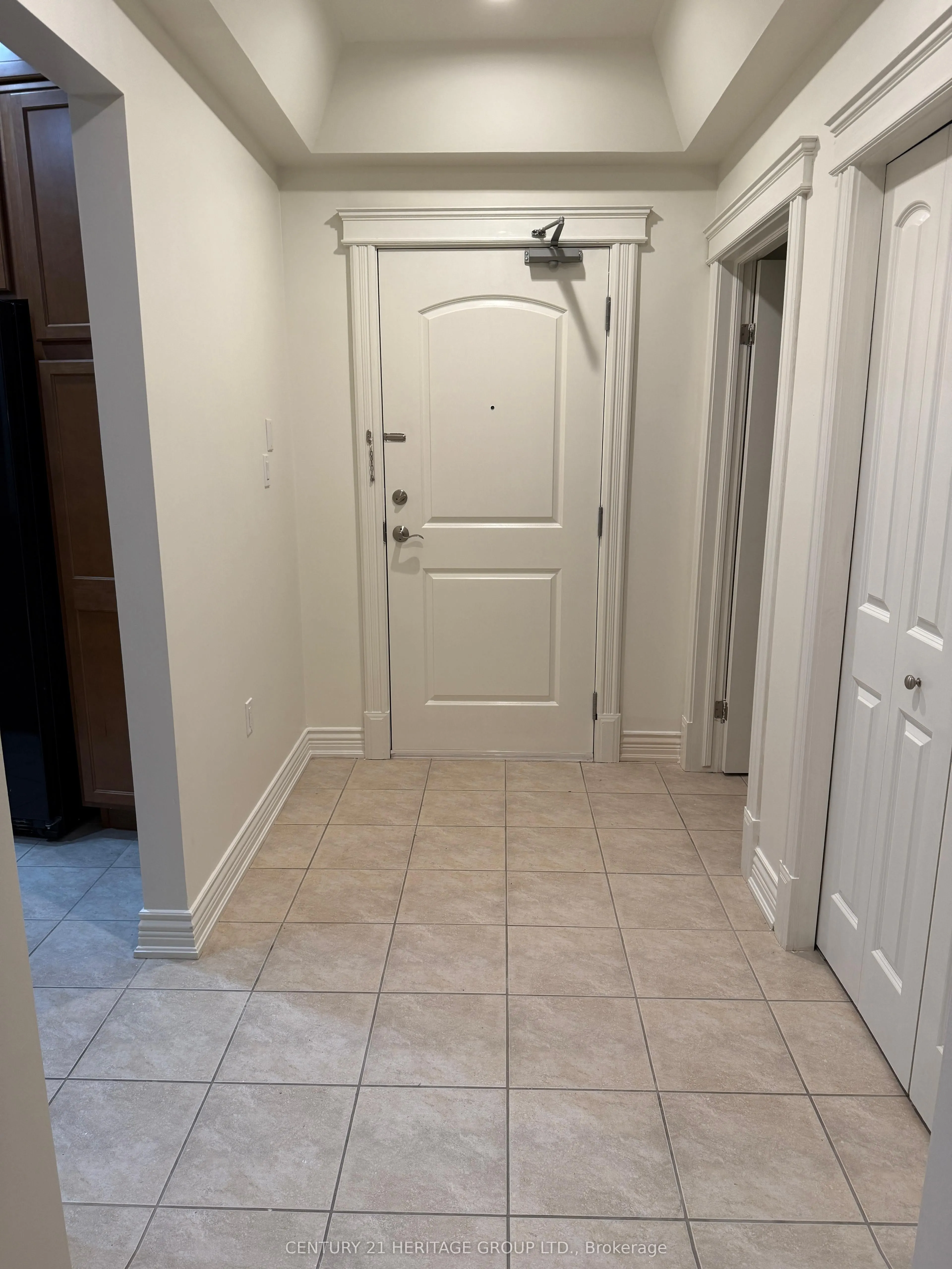 1225 Riverside Drive W, #305