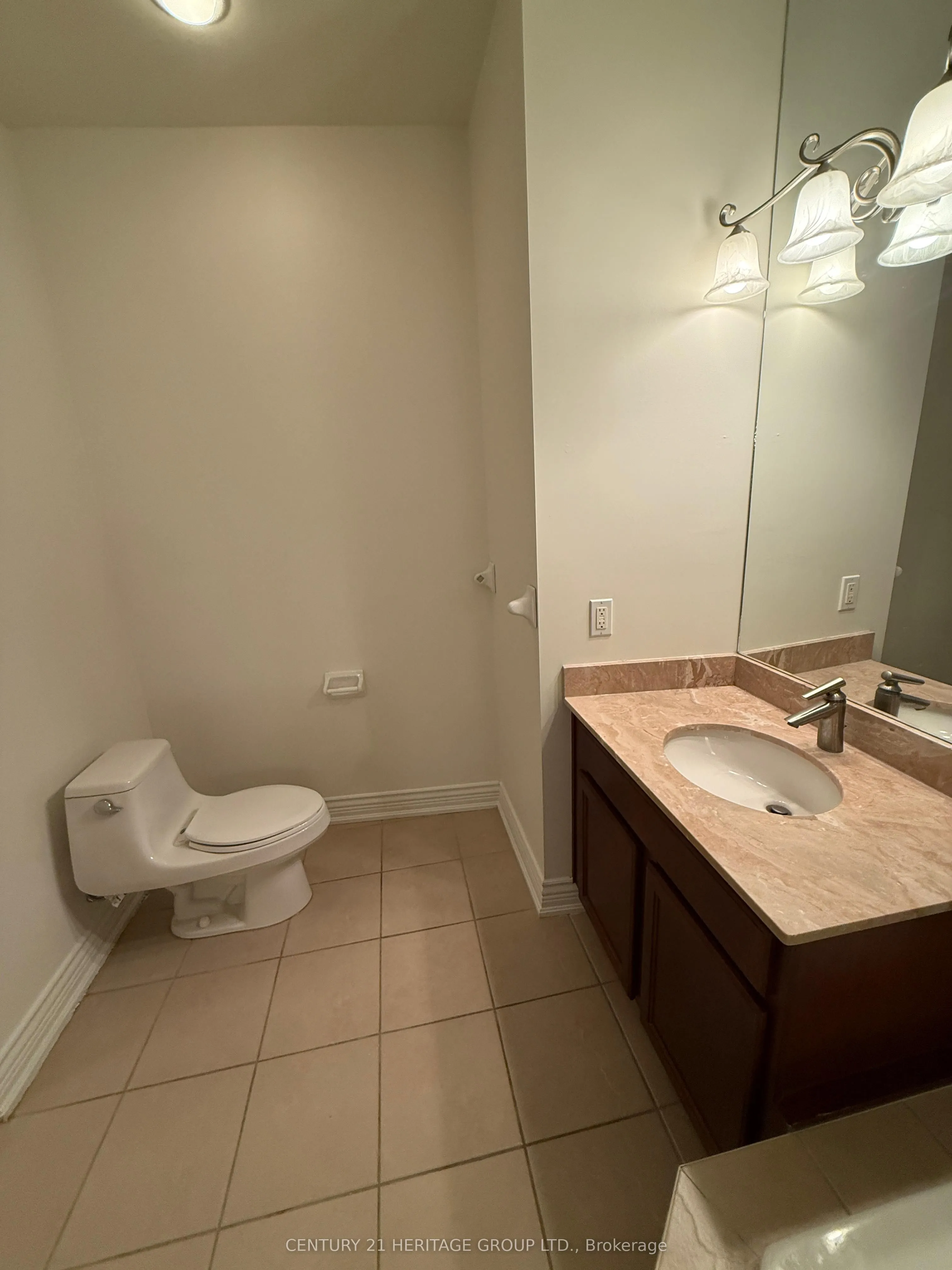 1225 Riverside Drive W, #305