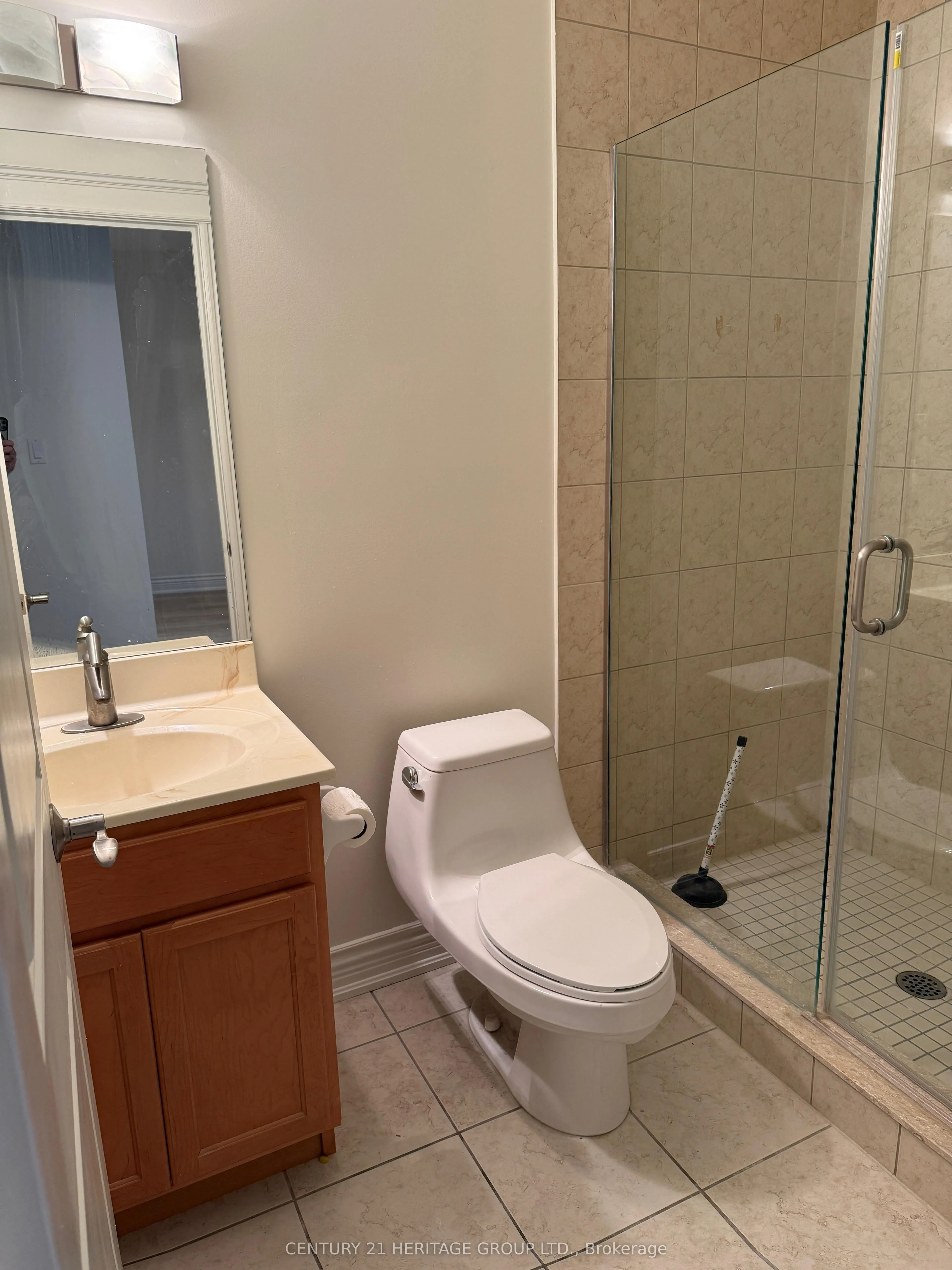 1225 Riverside Drive W, #305