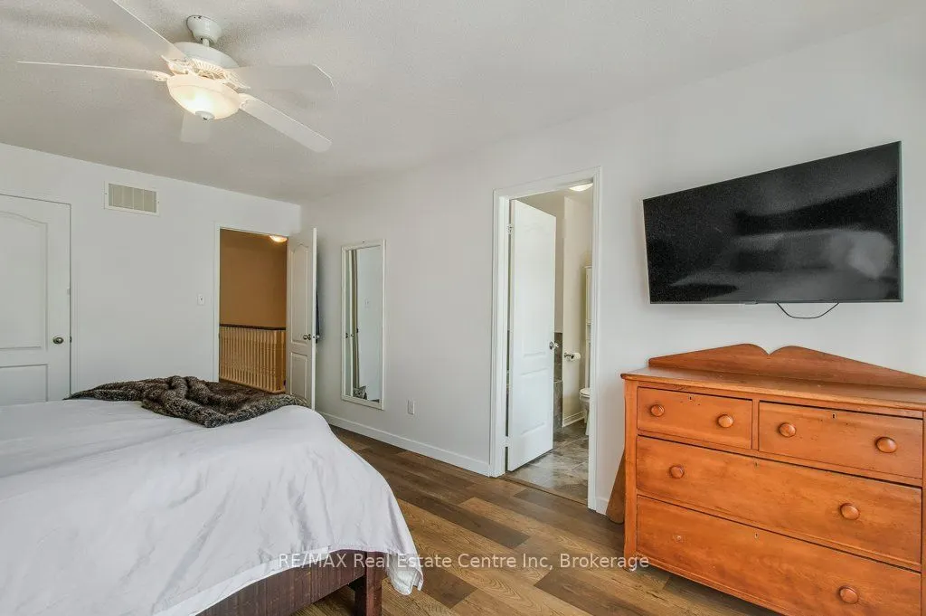 1035 Victoria Road S, #59
