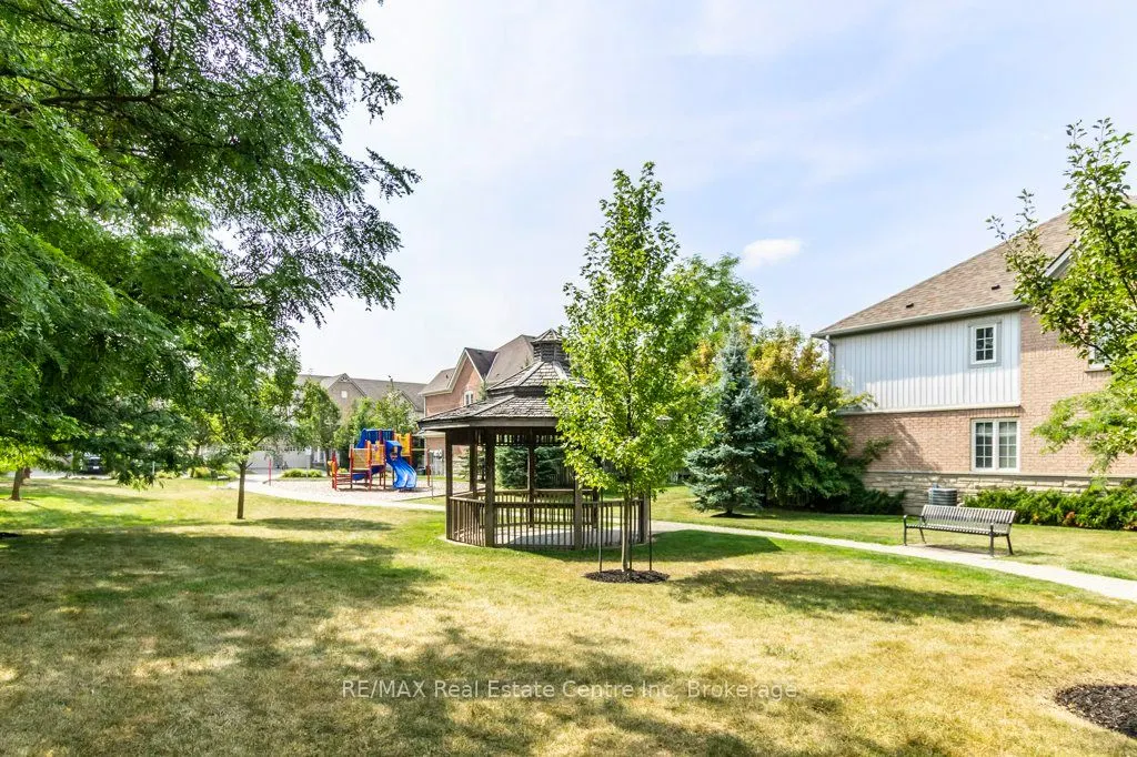 1035 Victoria Road S, #59