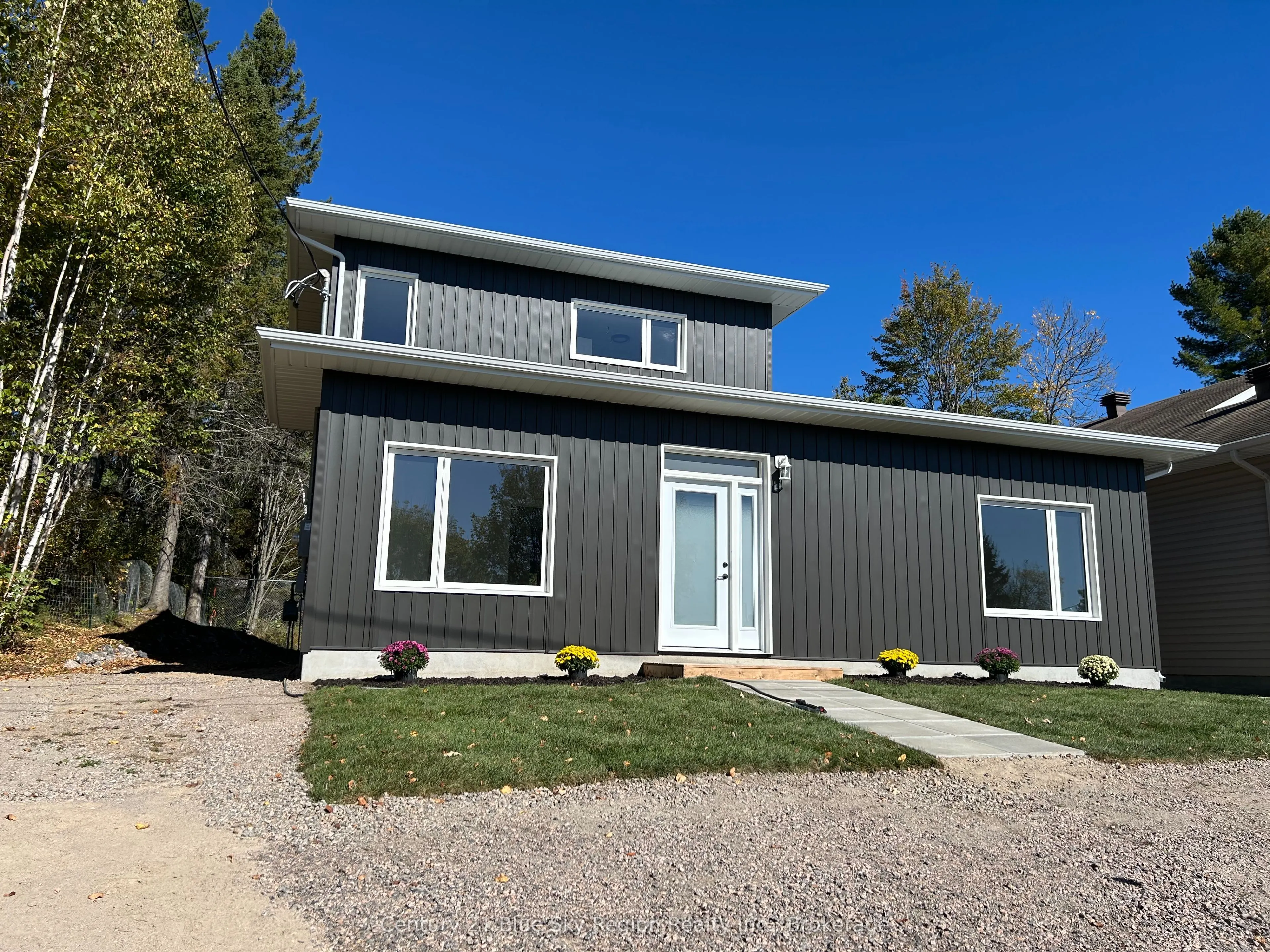 16 Birch Street