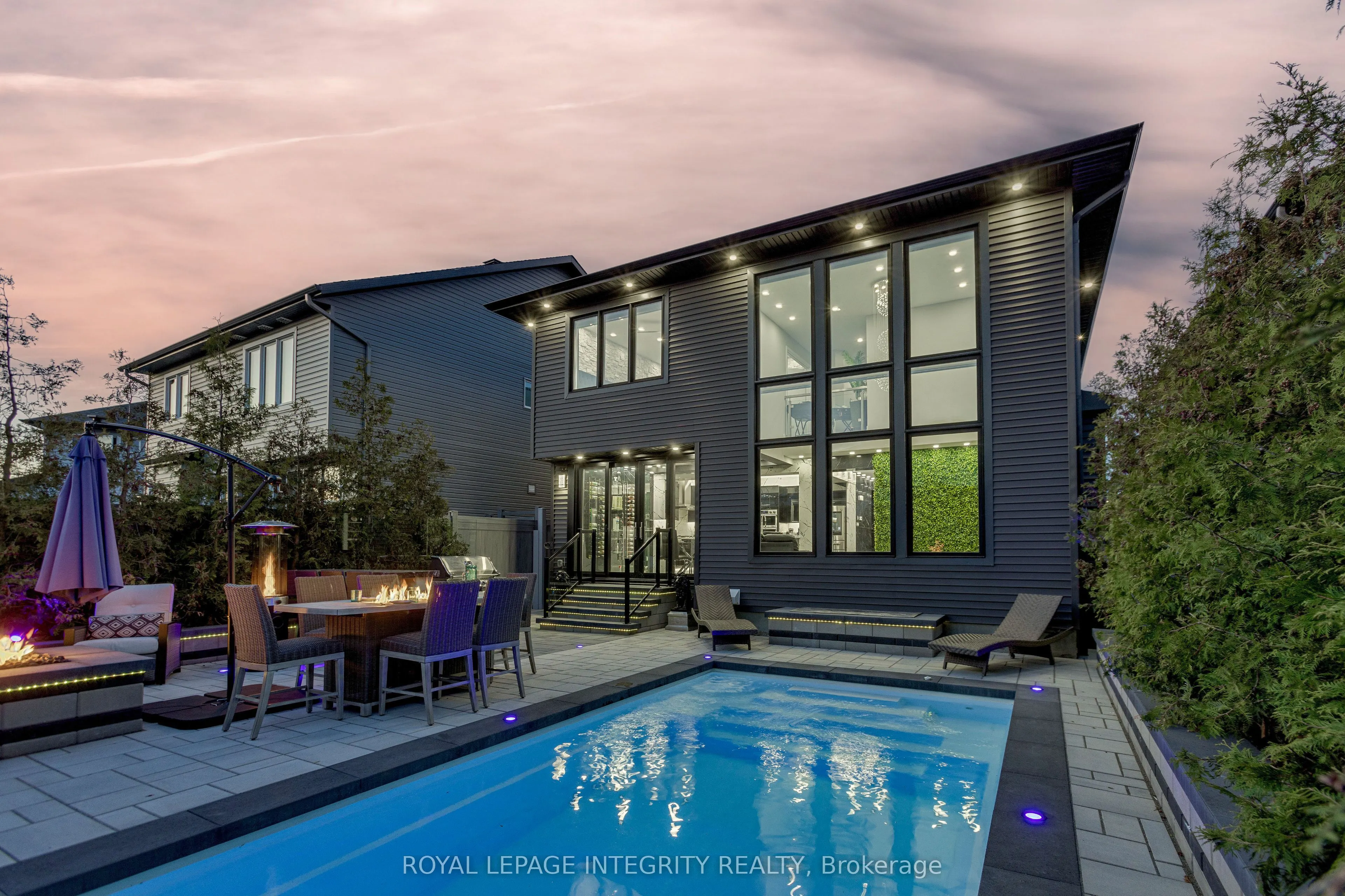 232 Condado Crescent