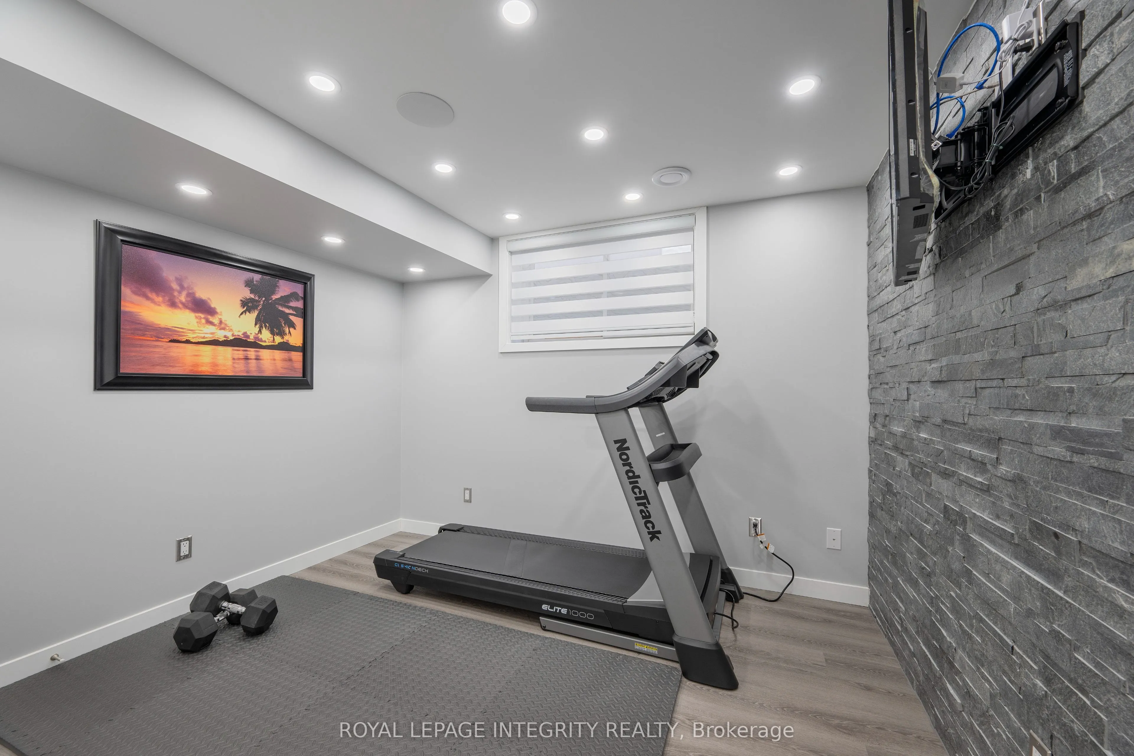 232 Condado Crescent