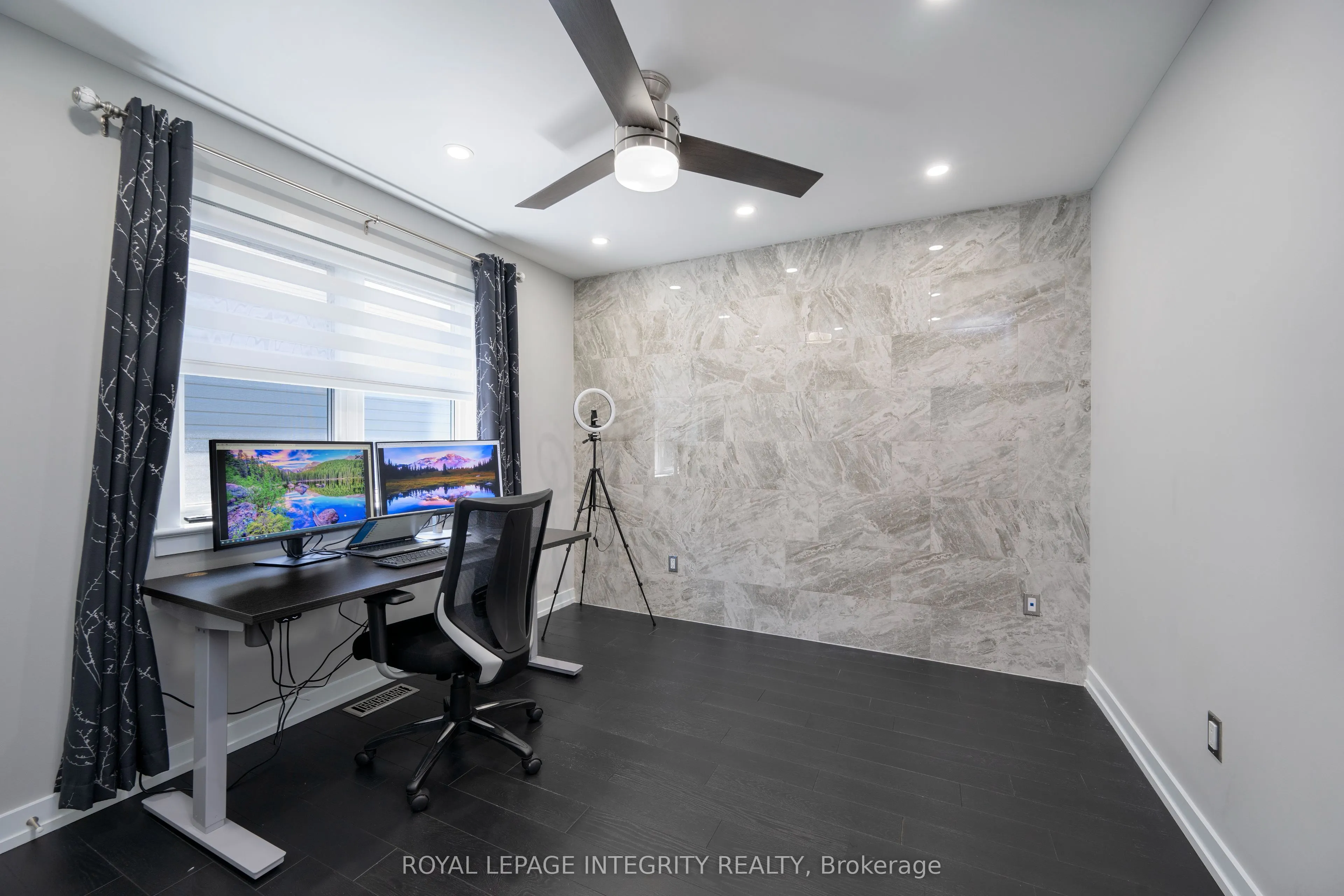 232 Condado Crescent