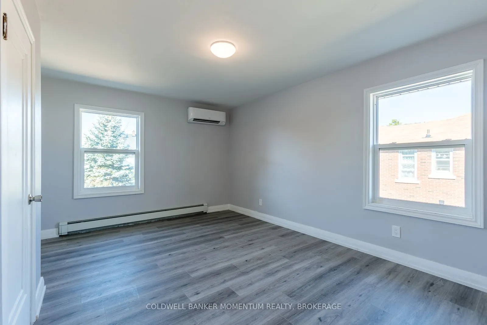 2 Foley Crescent