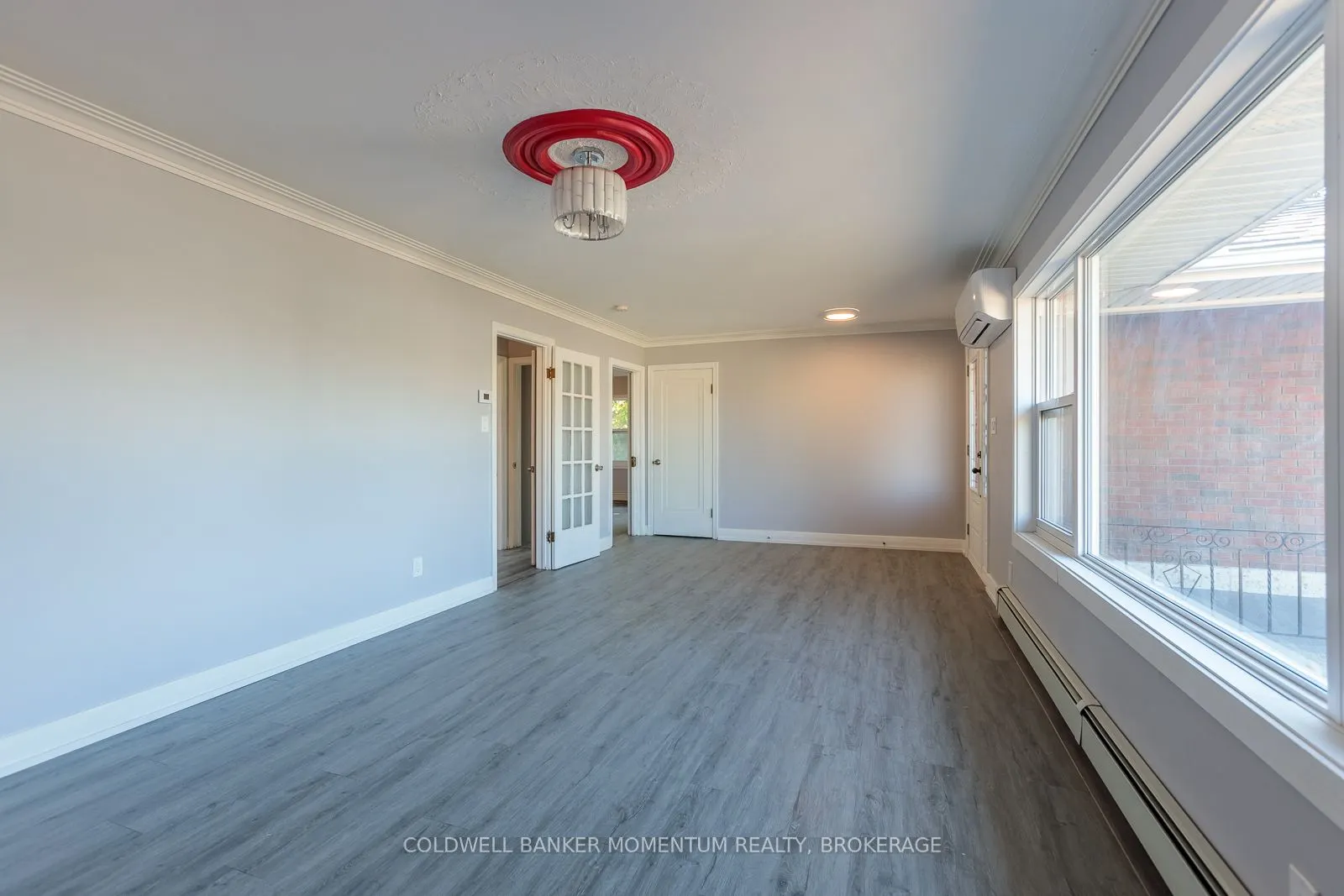2 Foley Crescent