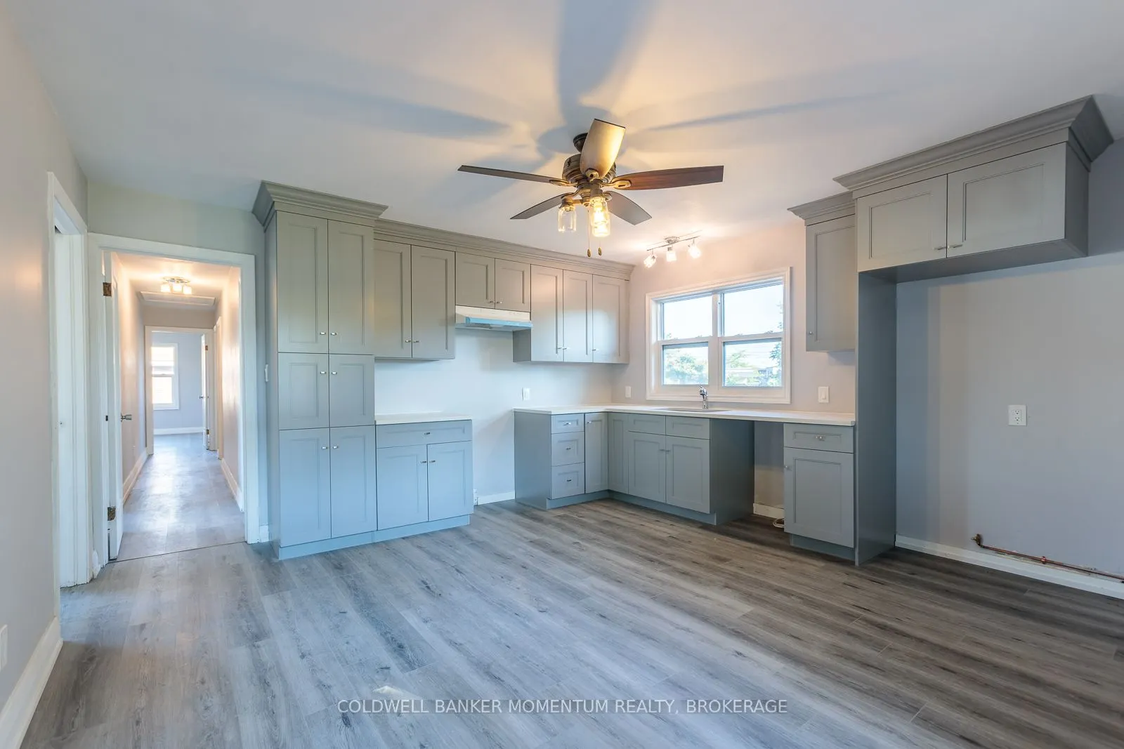 2 Foley Crescent