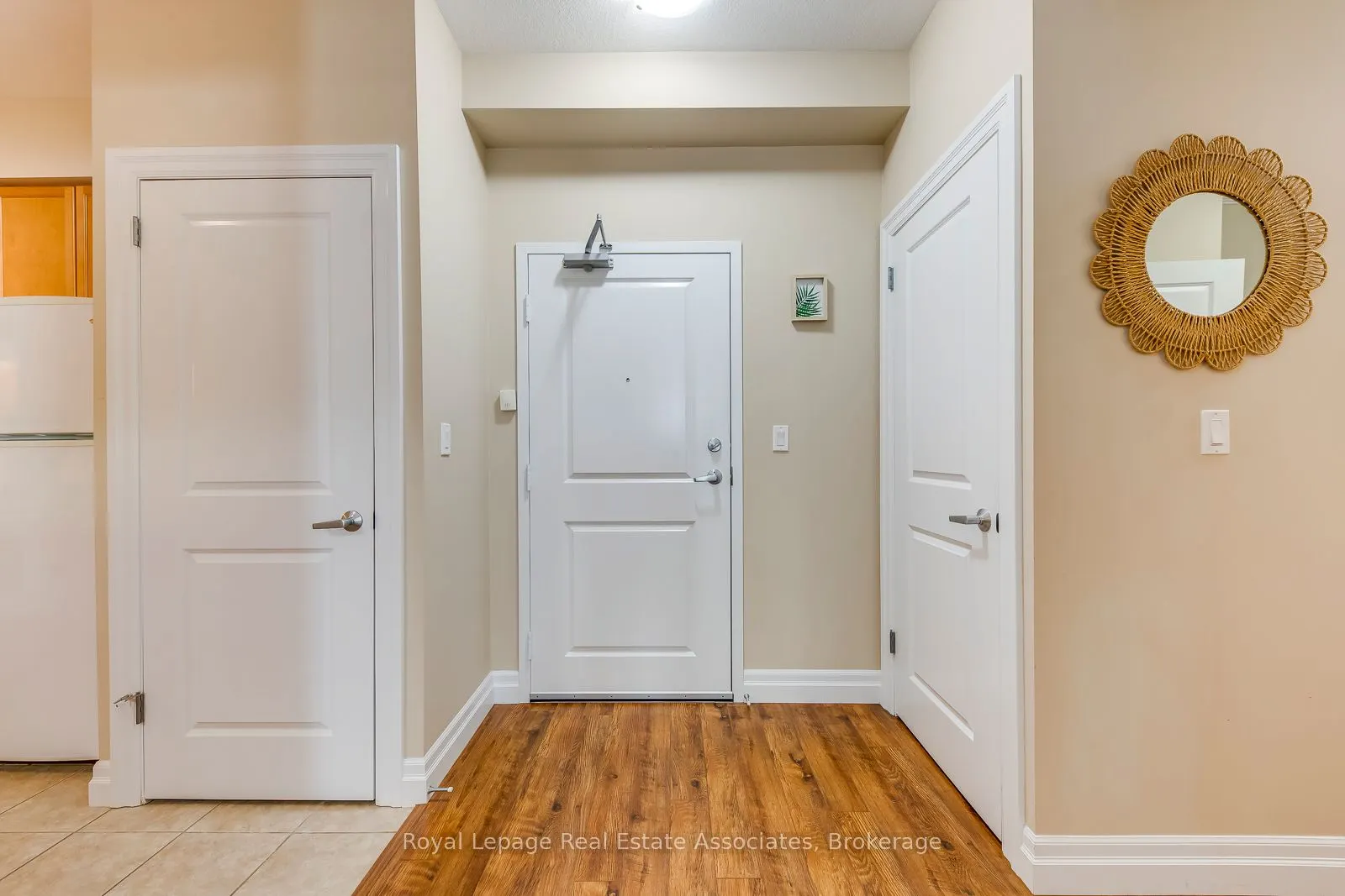 760 Woodhill Drive, #221