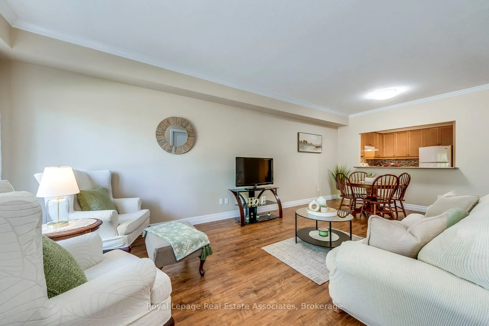 760 Woodhill Drive, #221