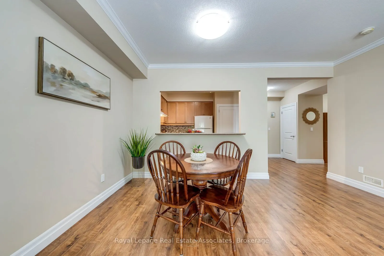 760 Woodhill Drive, #221