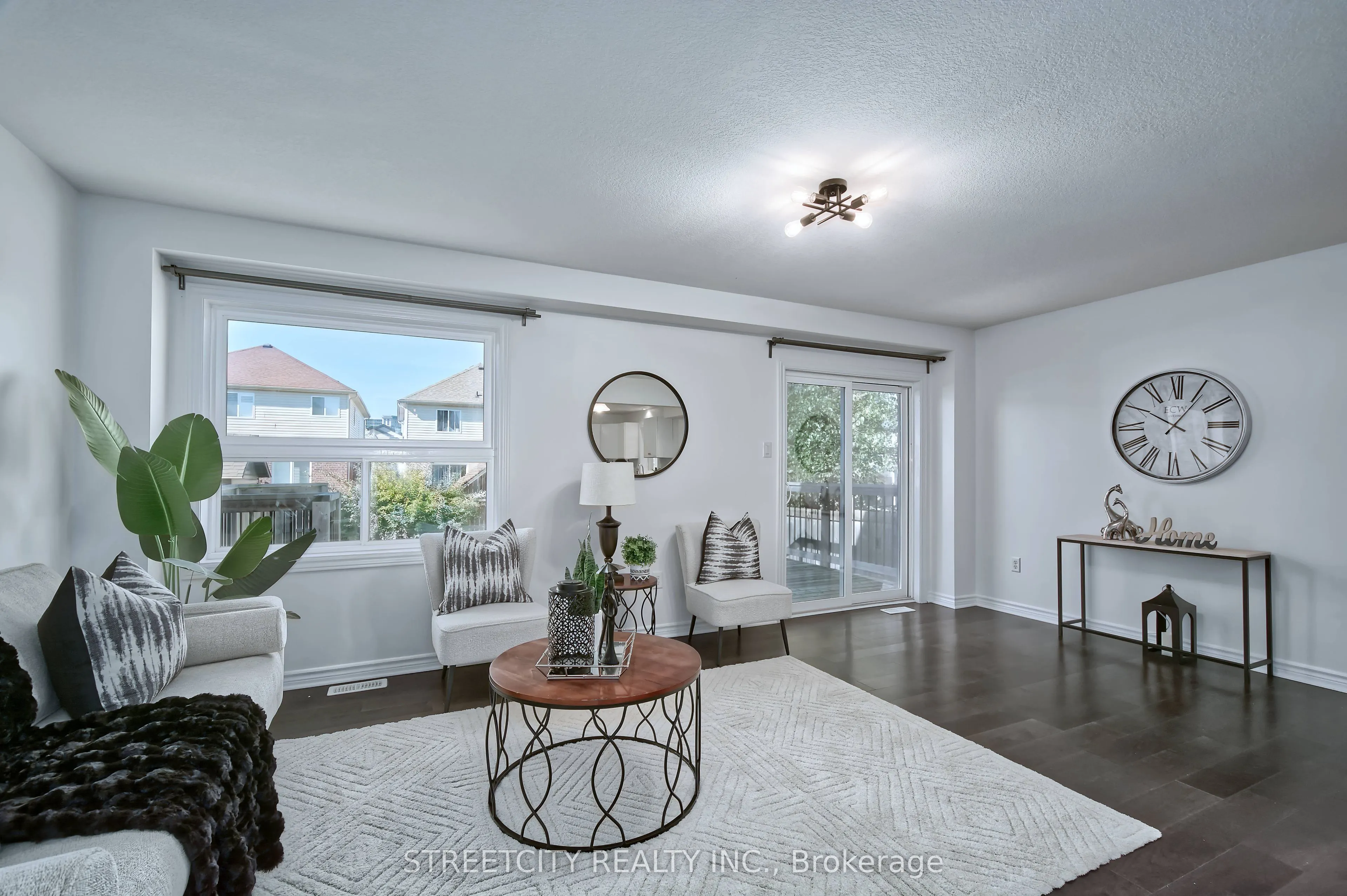 1966 Foxridge Crescent