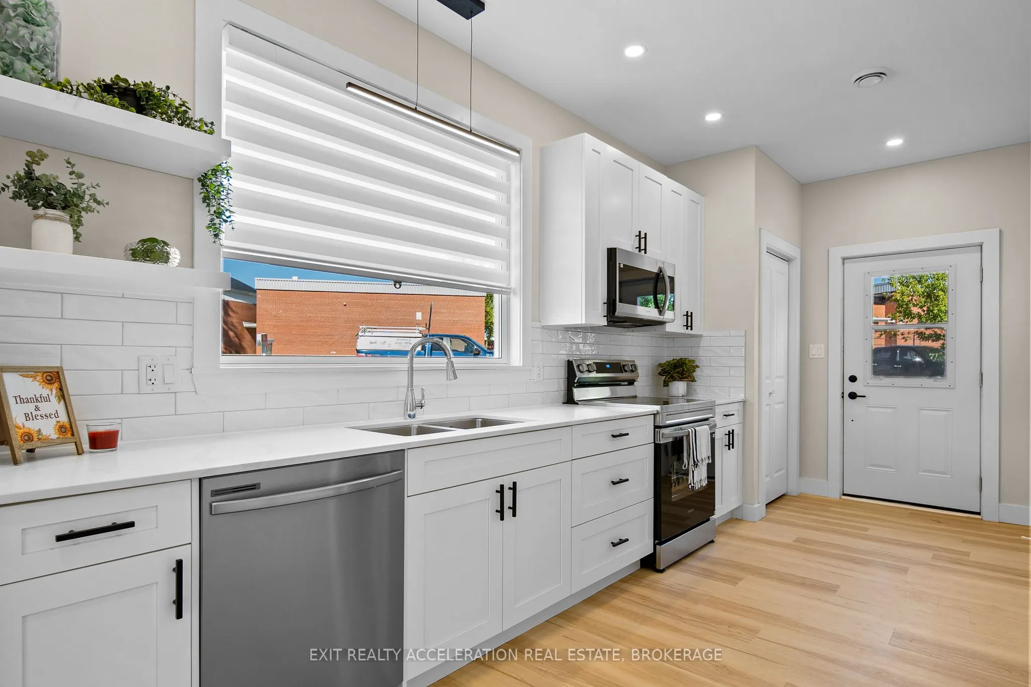213 Belleville Road