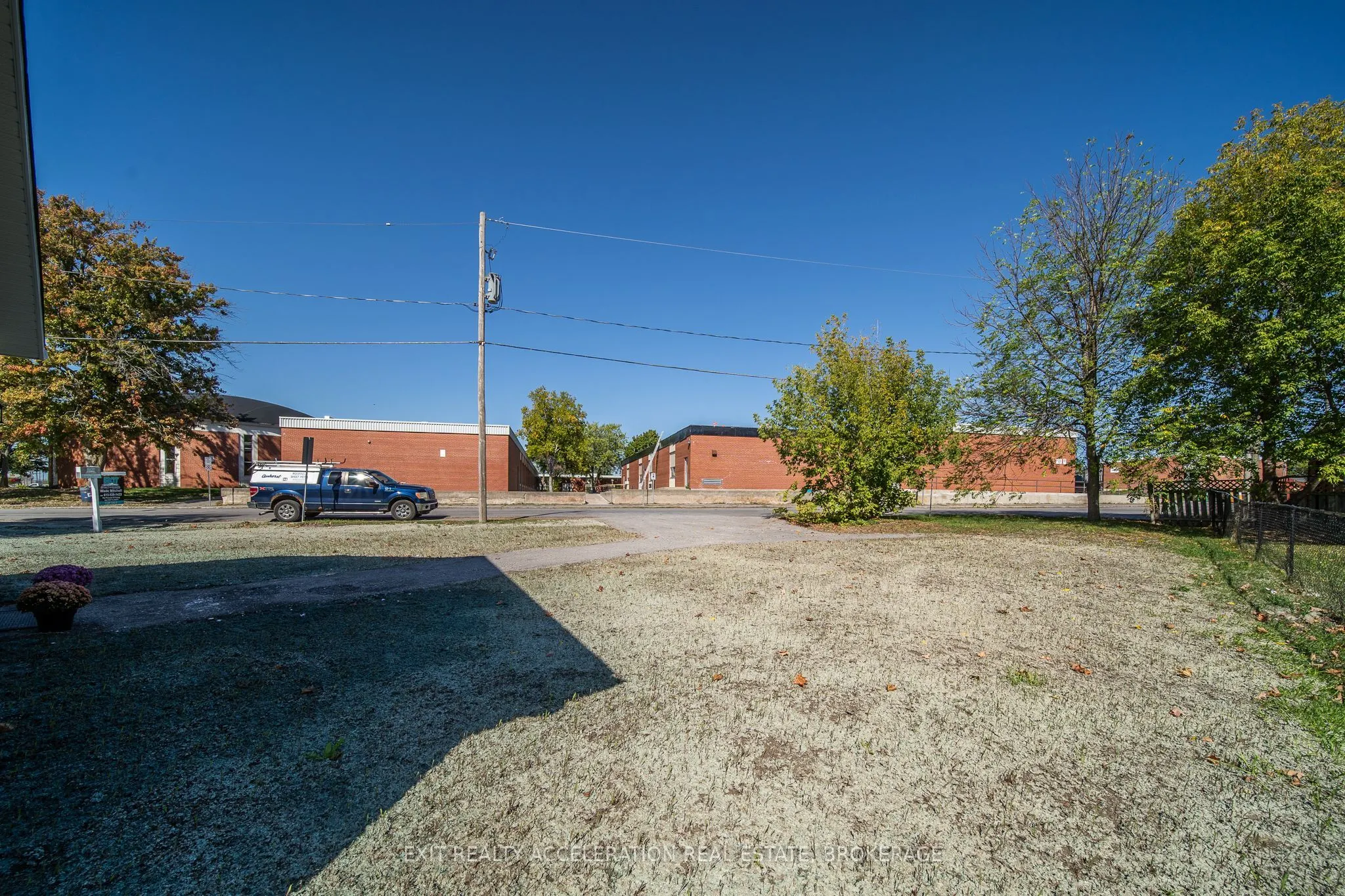 213 Belleville Road
